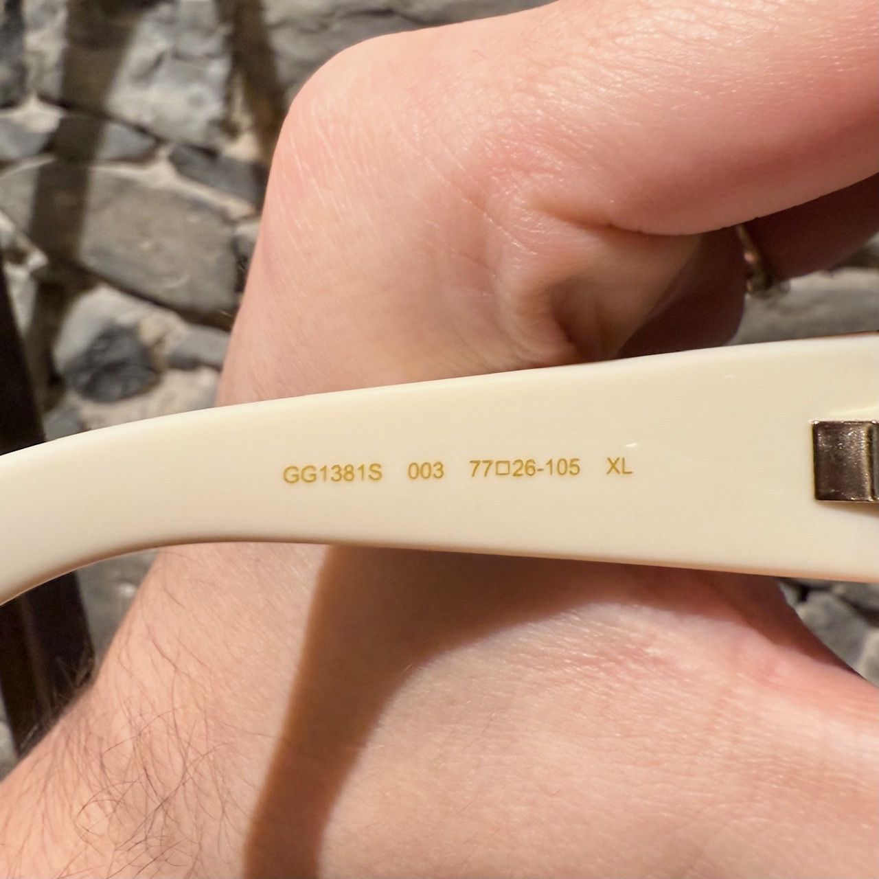 Gucci Gucci 1381 Beige Shield Frame Injection Sunglasses Size ONE SIZE - 9 Thumbnail