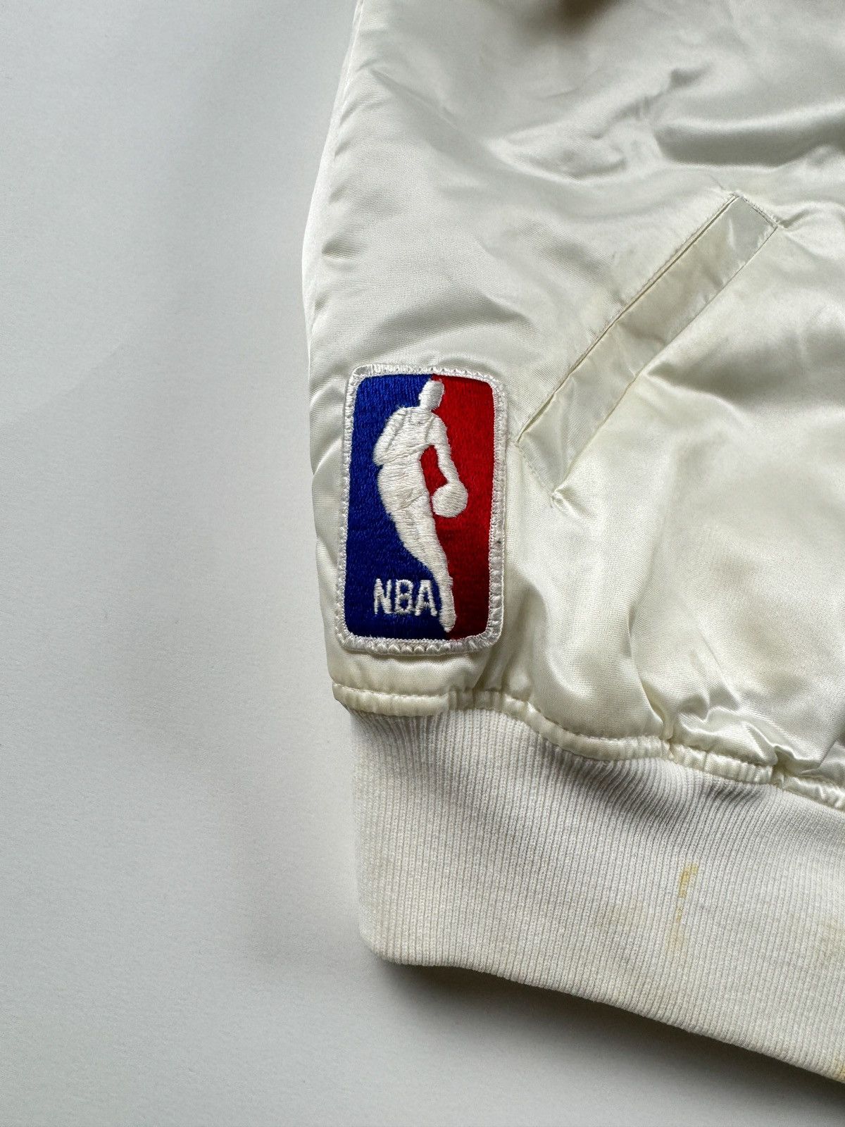 NBA × Starter × Vintage Vintage Starter L.A. Lakers Satin Jacket Size US XL / EU 56 / 4 - 7 Thumbnail