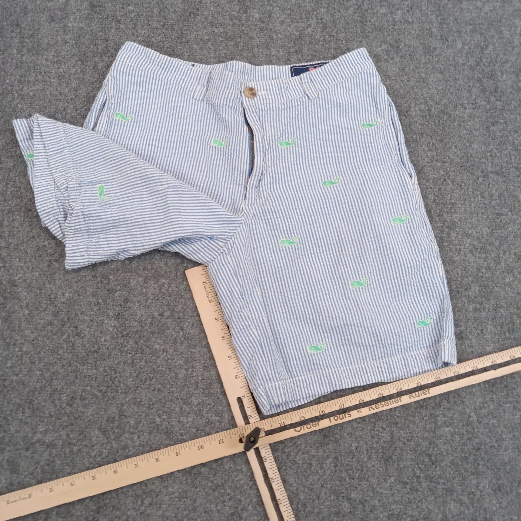 Vineyard Vines VINEYARD VINES Shorts Mens 30 Blue White Striped Seersucker Chino Club Casual Stretch Size US 30 / EU 46 - 2 Thumbnail