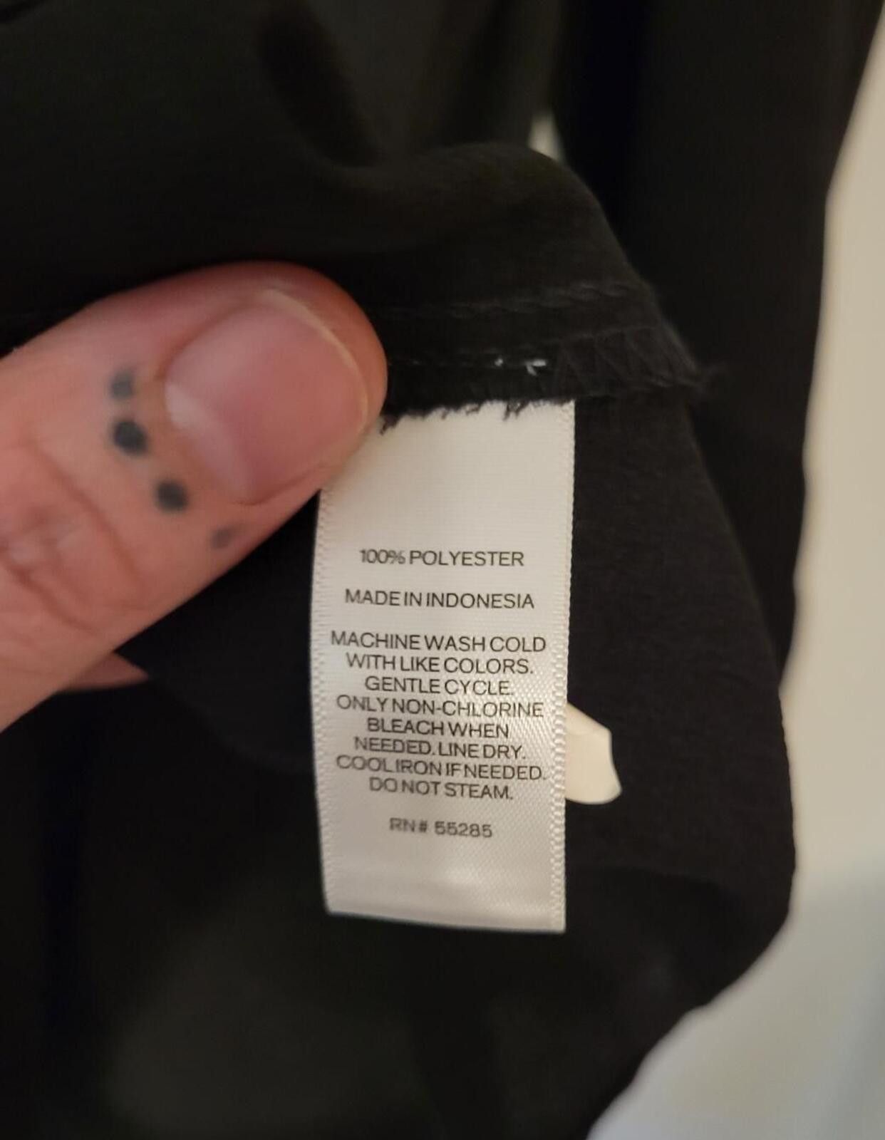 Express Express Black Long Sleeve V-Neck Blouse, 100% Polyester Size XL / US 12-14 / IT 48-50 - 3 Thumbnail