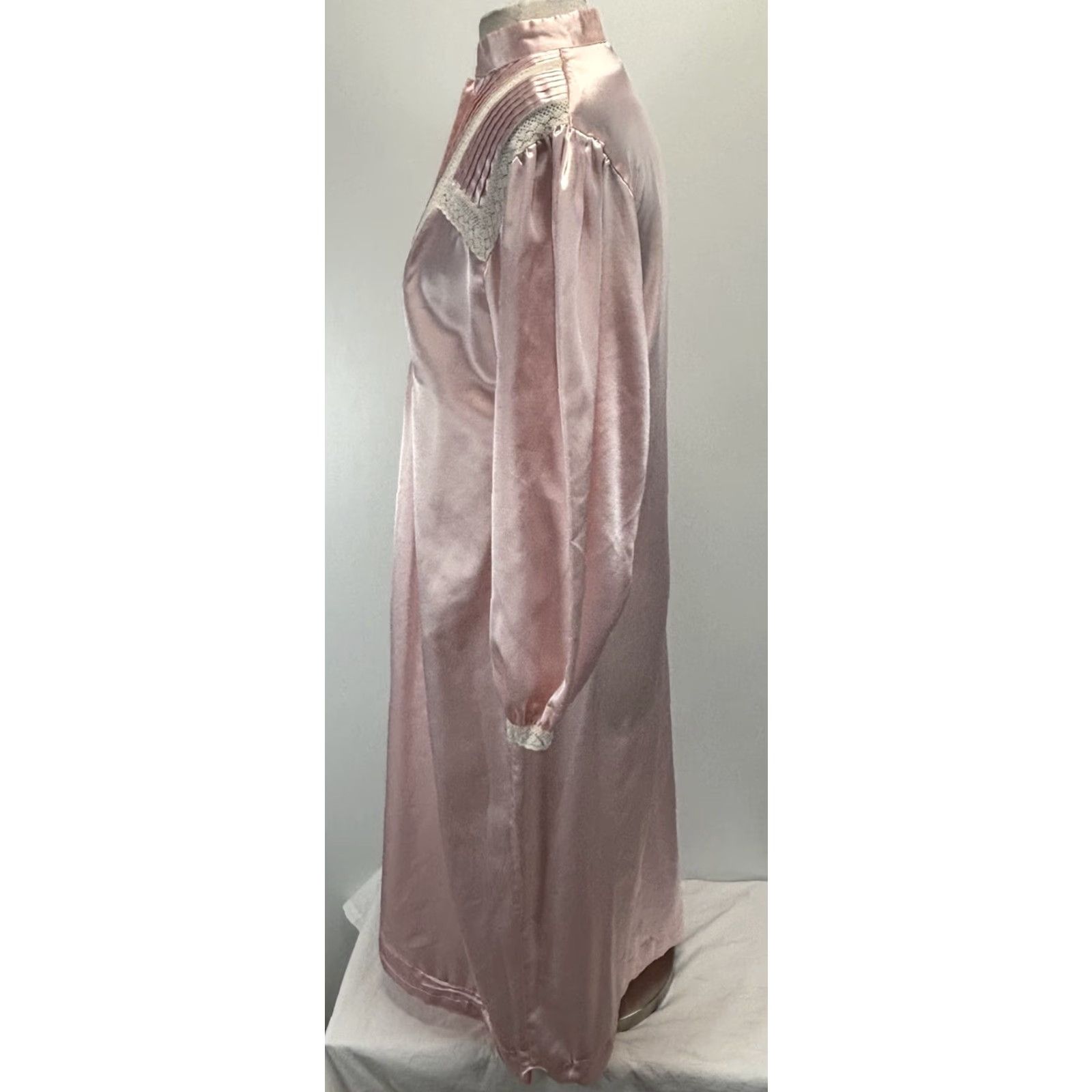Vintage Vtg Elise Stevens Satin Like Nightgown Pink Long Victorian Ilise Stevens 1980s Coquette Nightgown Womens Chest 42” Regular No Tag Read Size ONE SIZE - 2 Thumbnail