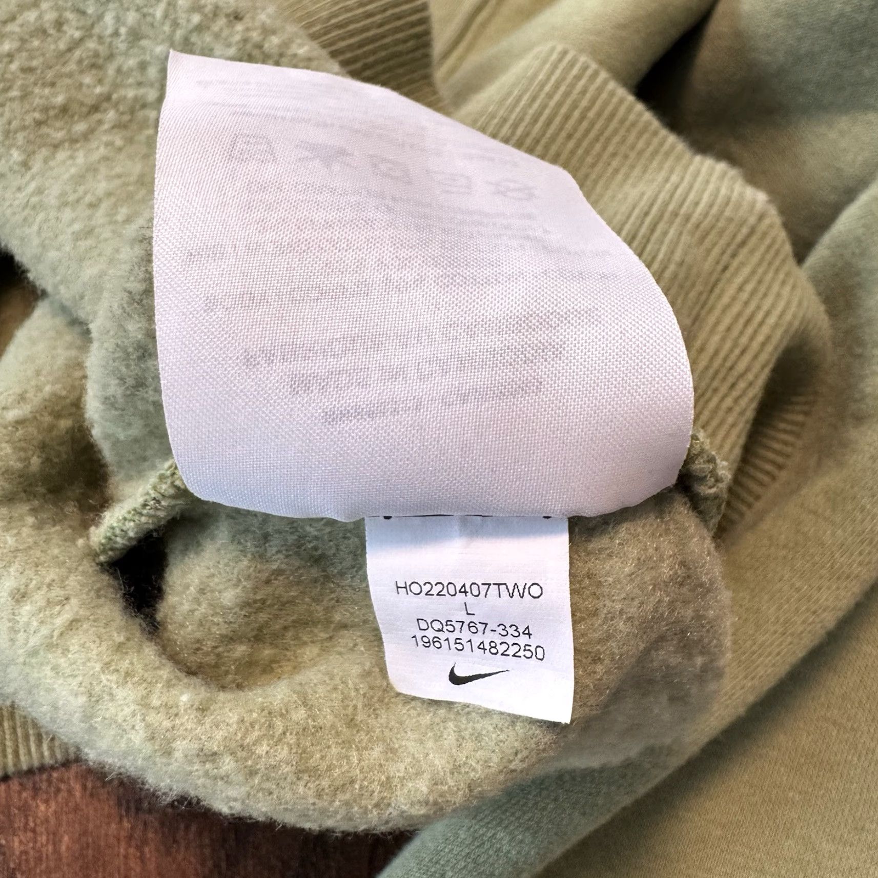 Nike VINTAGE Nike Sweatshirt Womens Size Large 1/4 Zip Pullover Green Size L / US 10 / IT 46 - 8 Thumbnail