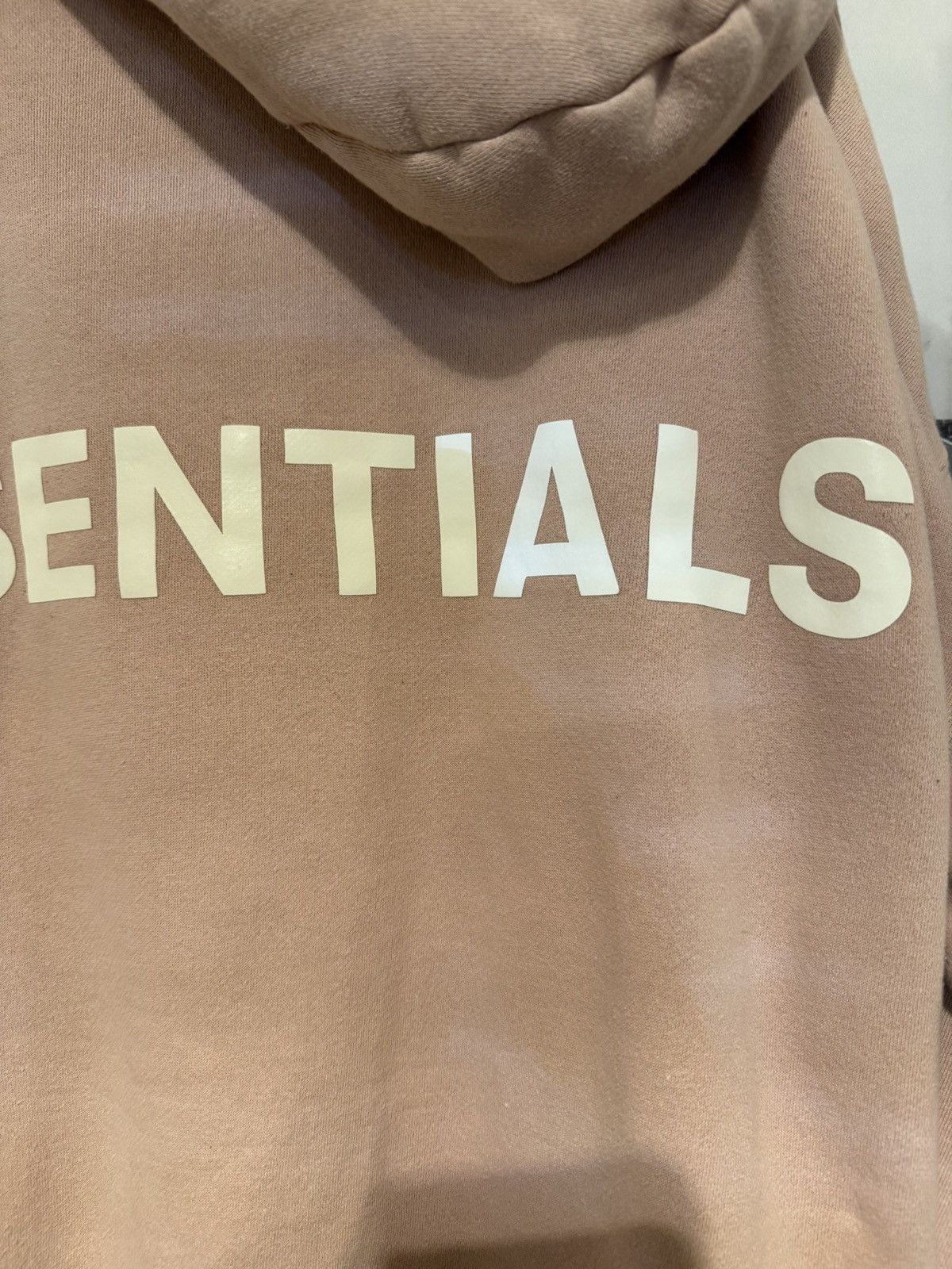 Fear of God 💥OG Fear of God Essentials Graphic Hoodie FW18 Pink SZ LRG Size US L / EU 52-54 / 3 - 3 Thumbnail