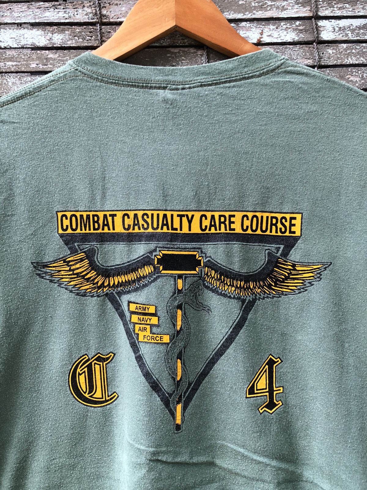Japanese Brand Vintage Y2K C4 Combat Casualty Care Course Tee Size US XL / EU 56 / 4 - 1 Thumbnail