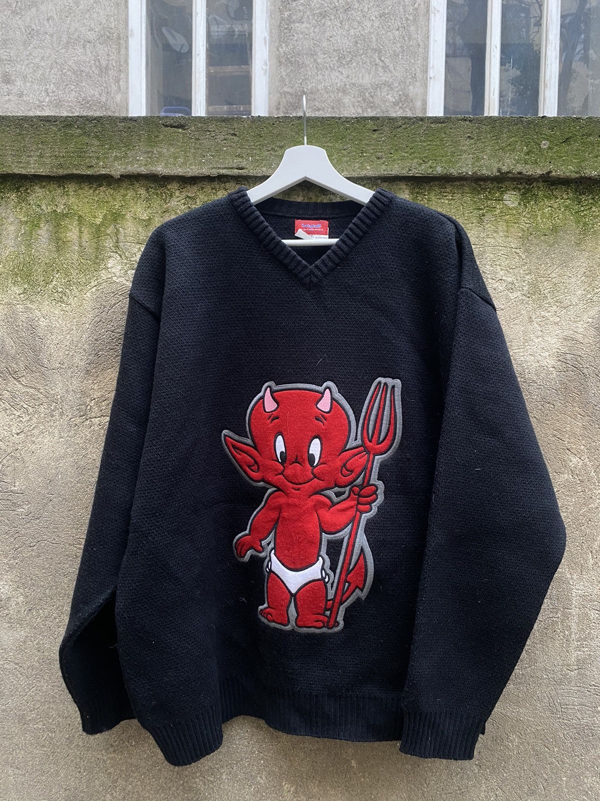 Cartoon Network × Vintage Vintage 2002 Hot Stuff Harvey Devil Embroidered Logo Sweater Size US XXL / EU 58 / 5 - 3 Thumbnail