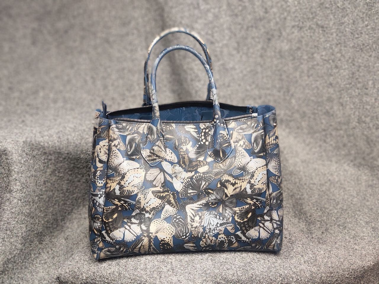 Gianni Chiarini Gianni Chiarini Italy Designer handbag Gum bag butterfly Size ONE SIZE - 15 Thumbnail