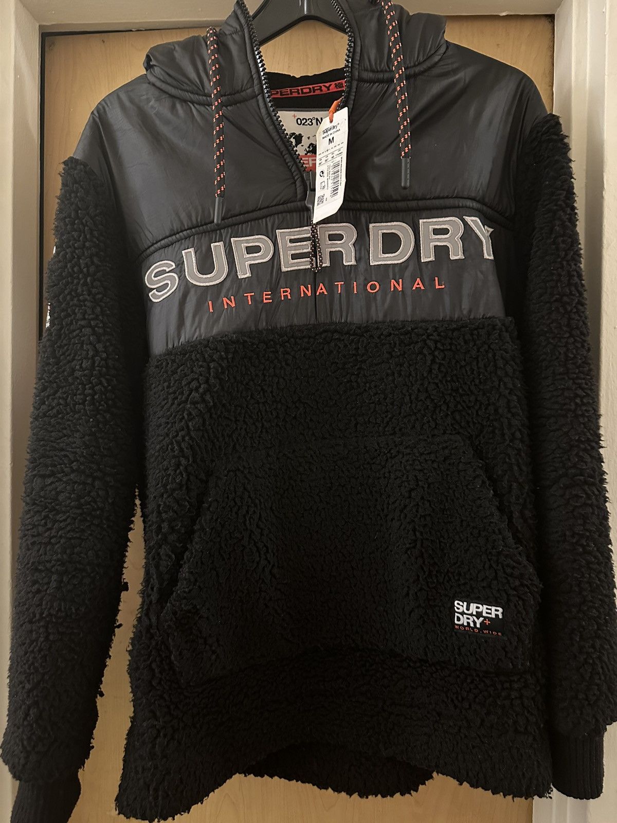 image of Superdry - Sherpa Worldwide Stealth Half in Black, Men's (Size Medium)