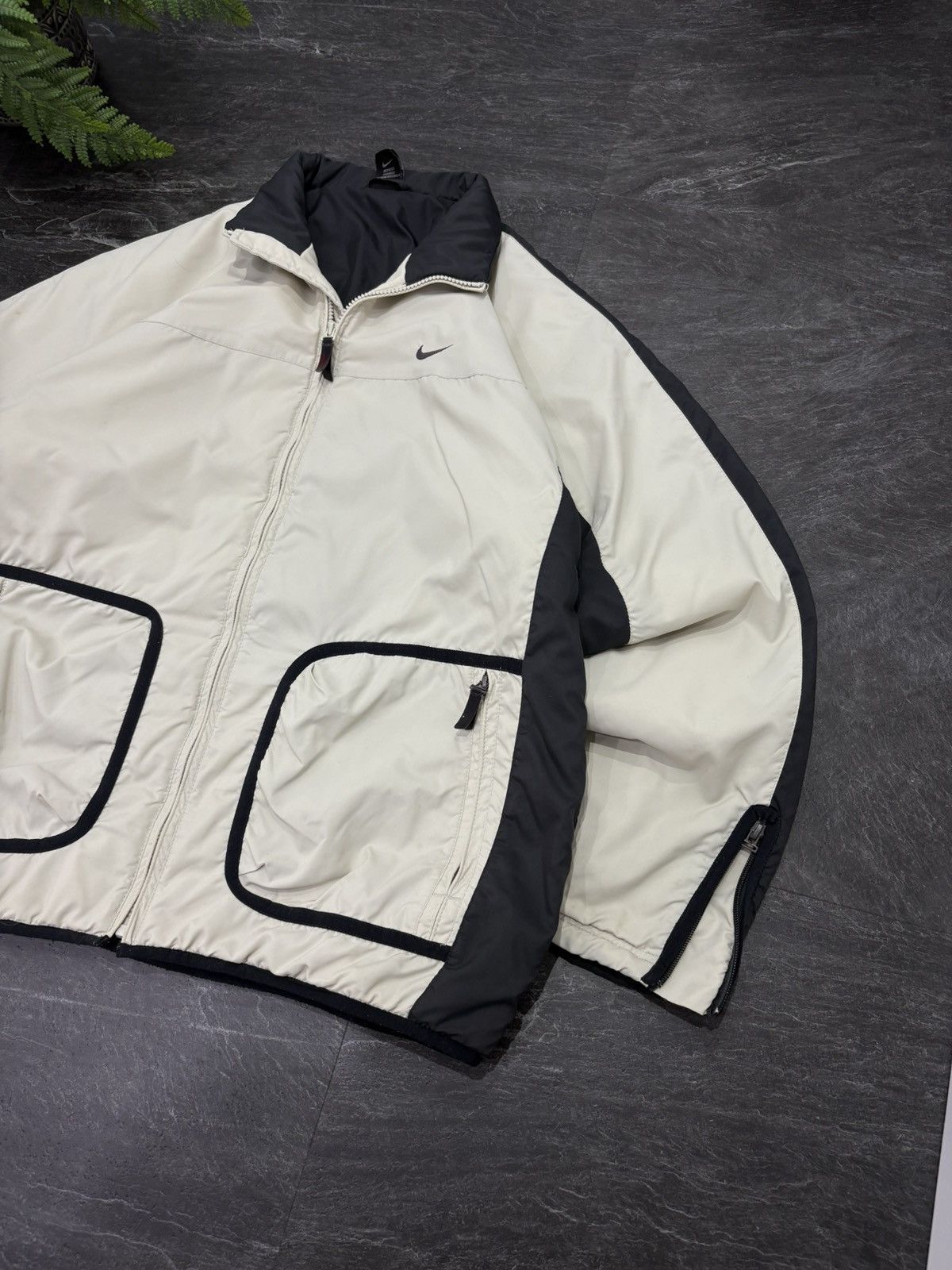 Nike 90s Nike Vintage Oversized Retro Down Jacket Swoosh Logo Size US M / EU 48-50 / 2 - 4 Thumbnail