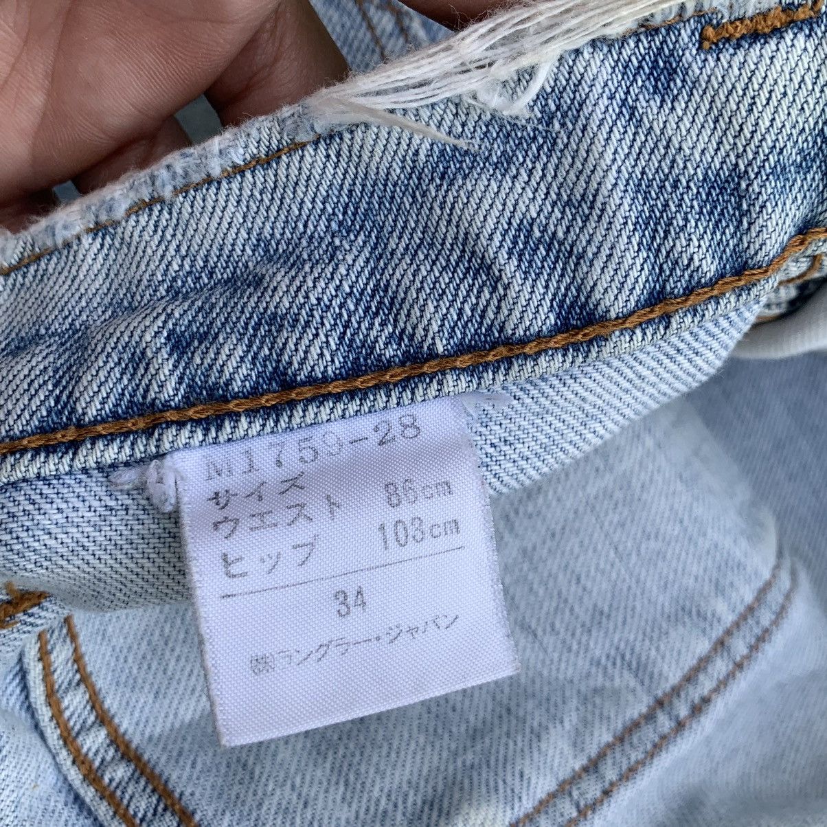 Japanese Brand Vintage Japan Wrangler Distressed Denim Jeans W32 Size US 32 / EU 48 - 16 Thumbnail