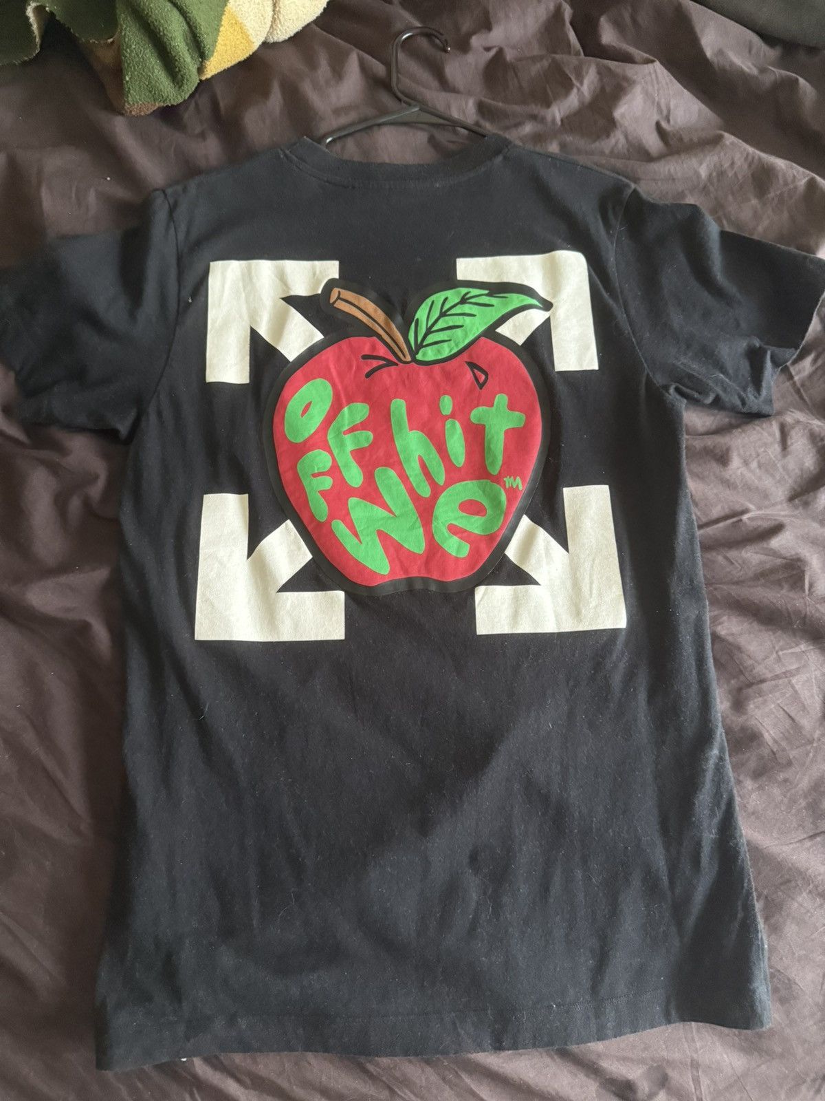 Off-White Off white Apple Arrow T-shirt Size US S / EU 44-46 / 1 - 8 Thumbnail