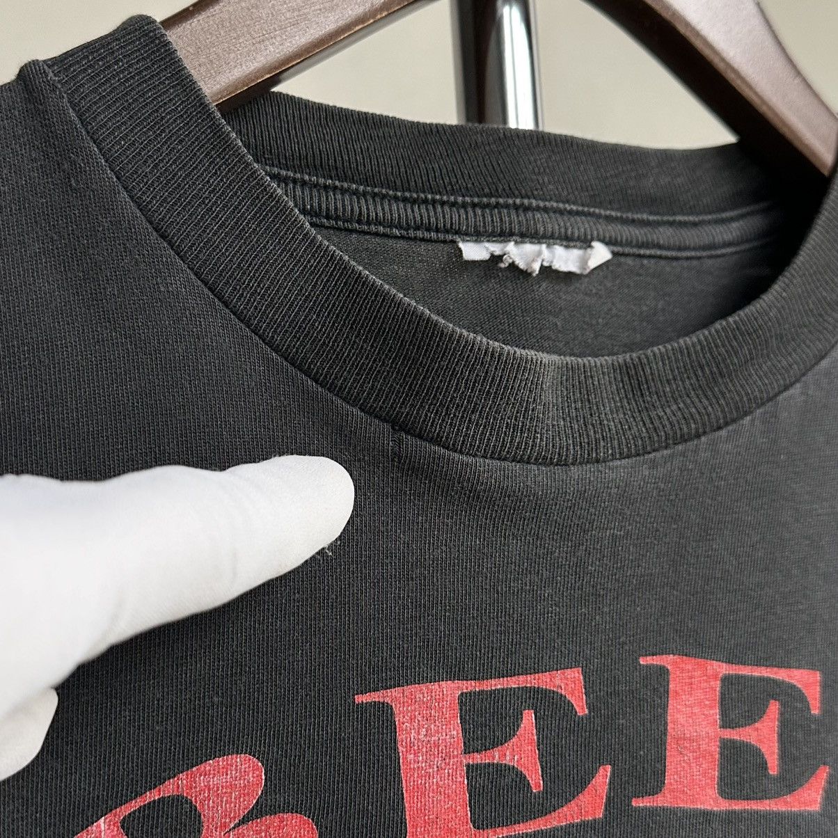 Vintage VINTAGE 90s BABY DRINK BEER DRUGS FACE HUMOR TEE Size US M / EU 48-50 / 2 - 10 Thumbnail