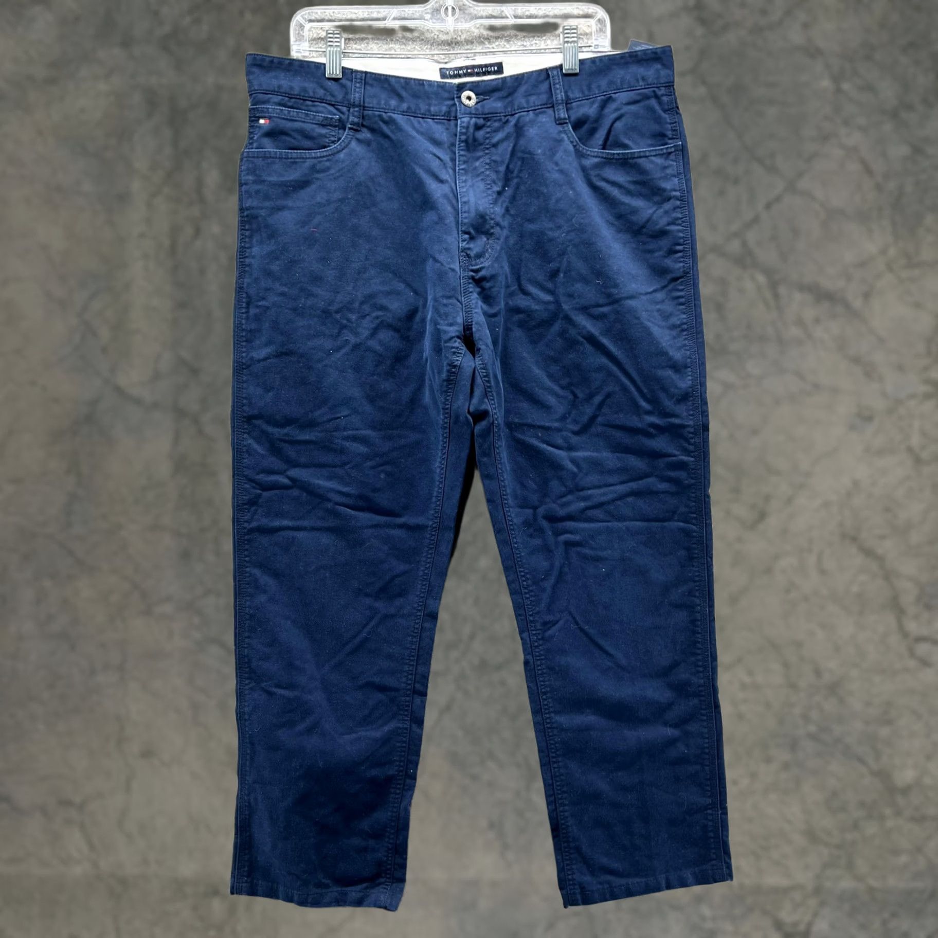 Tommy Hilfiger Tommy Hilfiger Pants Mens 36x30 Blue Custom Fit Chino Straight Leg Flat Front Mens Size 36 Navy Solid Casual Pants Size US 36 / EU 52 - 1 Thumbnail