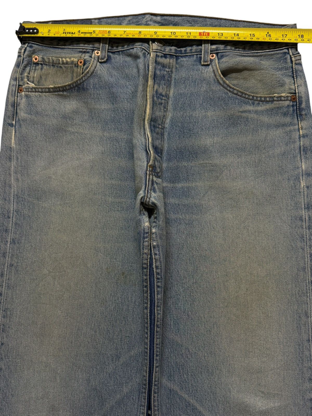 Levi's Vintage 90s Levis 501 Retro Blue Faded Wash Straight Leg Size US 35 - 9 Thumbnail