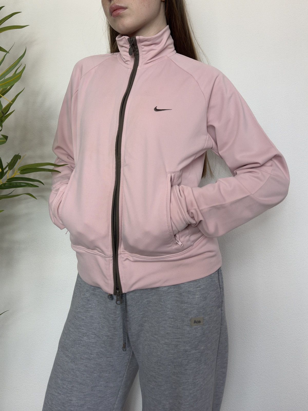 1990s NIKE MINI SWOOSH CUTE ZIP PINK/BROWN HOODIE