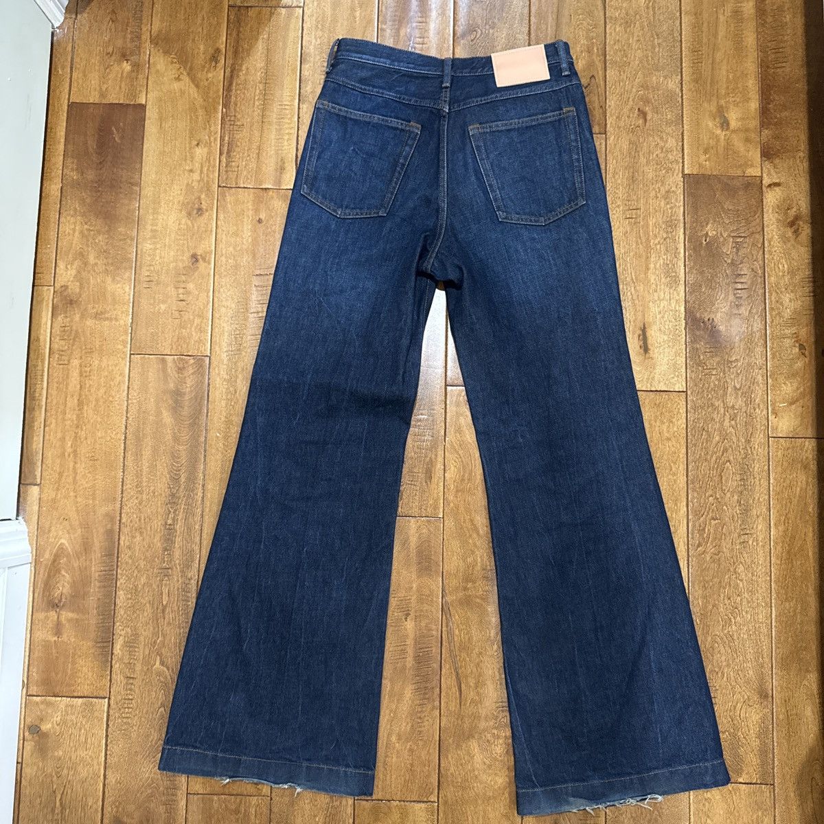 Acne Studios Acne studios flared dark blue denim Size US 30 / EU 46 - 2 Thumbnail