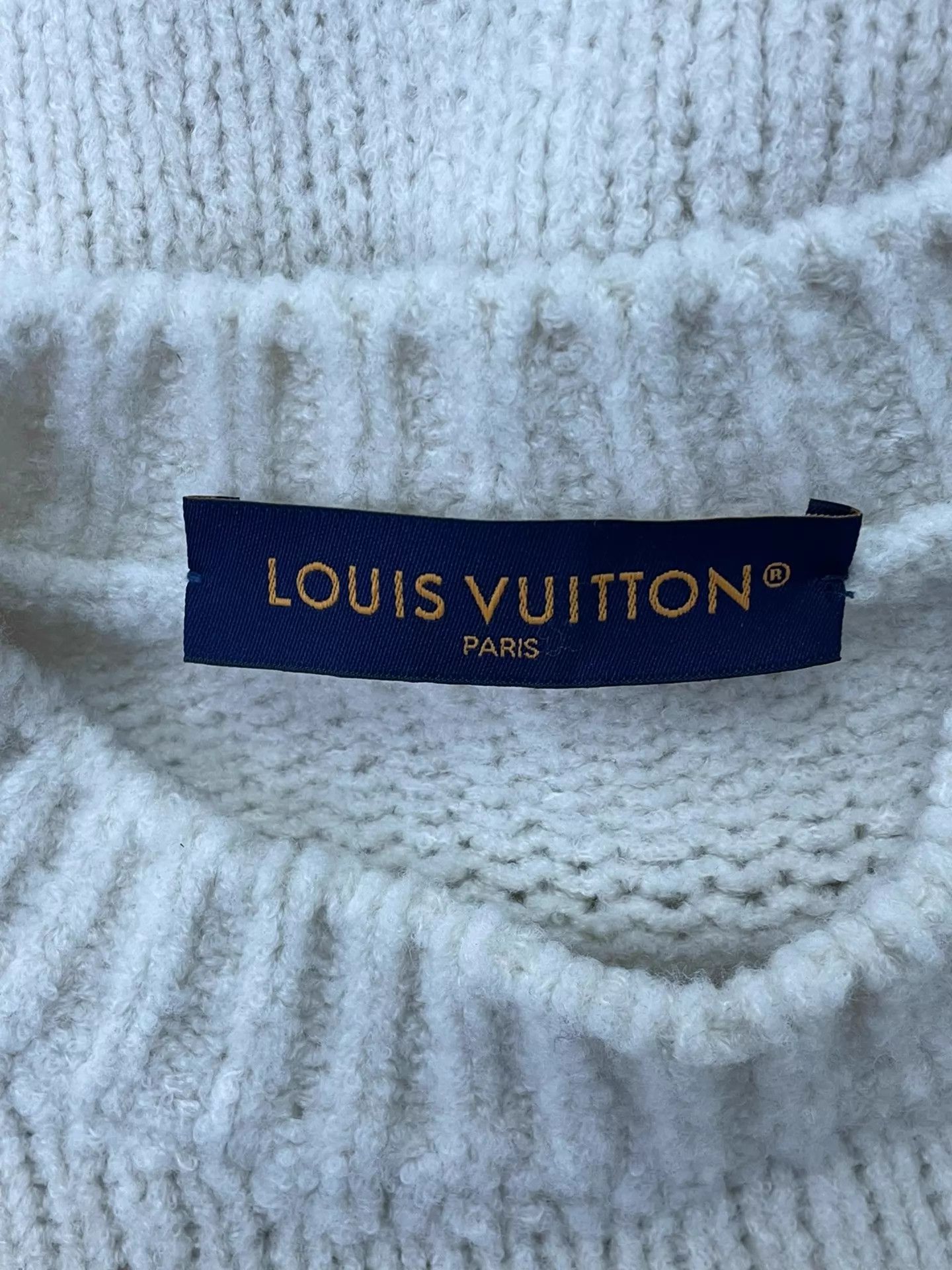 Louis Vuitton LV big logo unisex M sweater Size US M / EU 48-50 / 2 - 4 Thumbnail