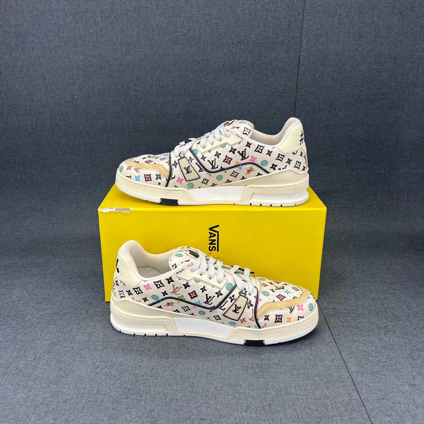 Louis Vuitton LV Trainer Beige AOP 6 Size US 6 / IT 36 - 3 Thumbnail