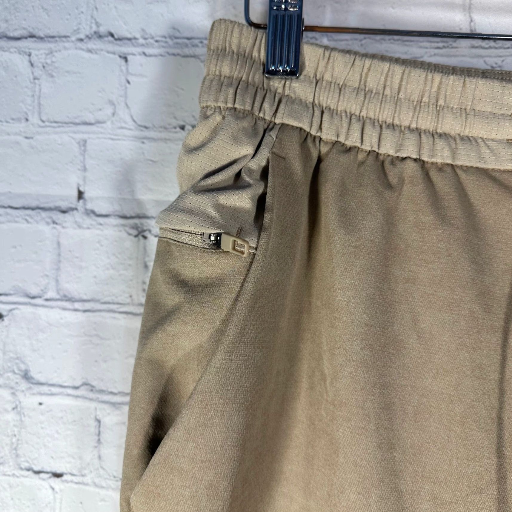 Lululemon Lululemon Mens Joggers License to Train Utility Pants Zip Pocket Adjustable Waist Snap Cuff LM5ABCS Beige Tapered Athletic Inseam 30 Size US 29 - 5 Thumbnail