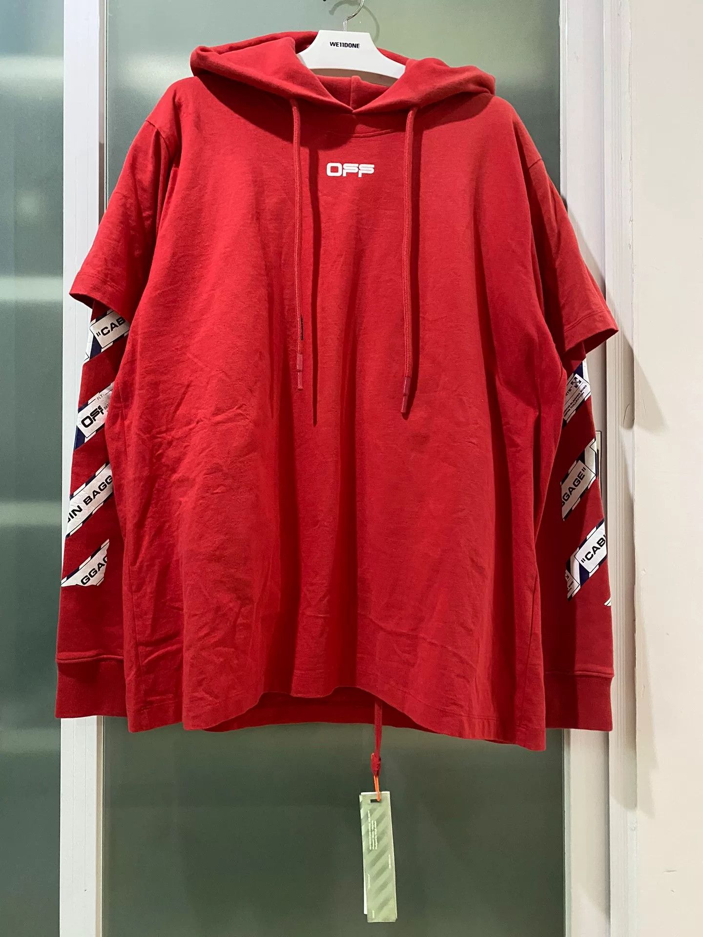 Off-White red oversized graphic hoodie with tags Size US S / EU 44-46 / 1 - 1 Thumbnail
