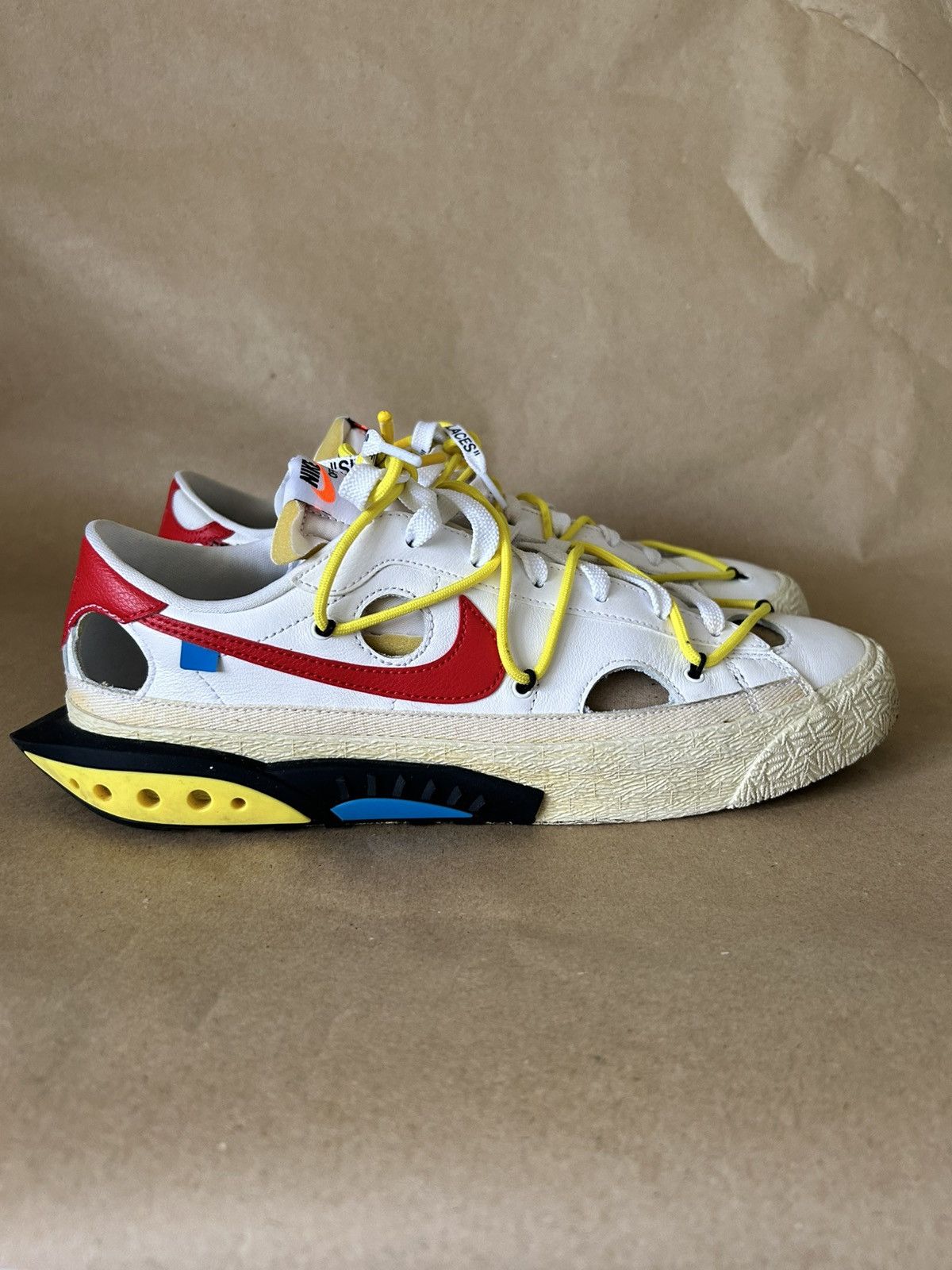 Nike × Off-White Nike Blazer Low x Off-White University Red Size 11 Size US 11 / EU 44 - 6 Thumbnail