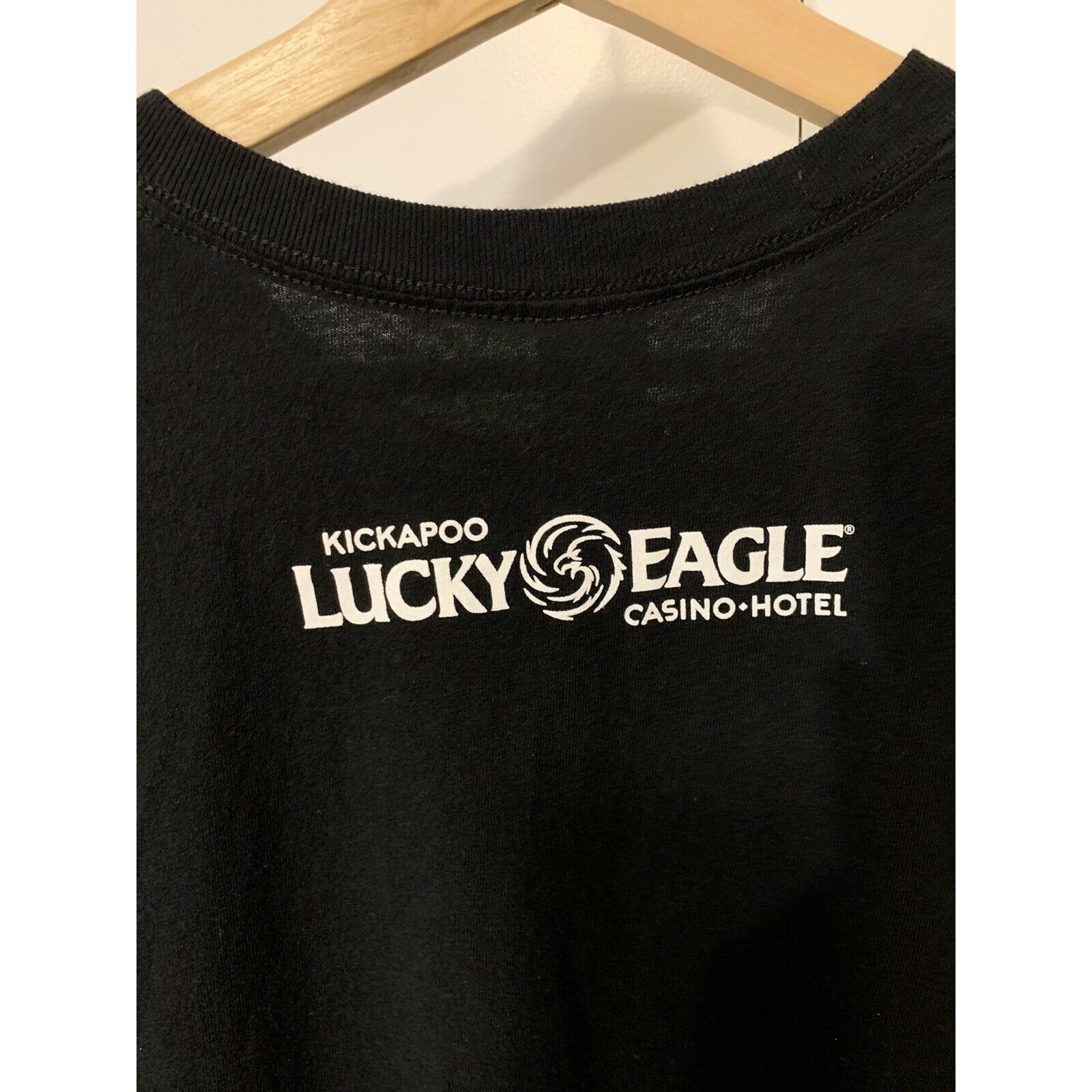 Gildan Gildan GO Spurs GO Black Kickapoo Lucky Eagle Casino-Hotel T Size US XL / EU 56 / 4 - 3 Thumbnail