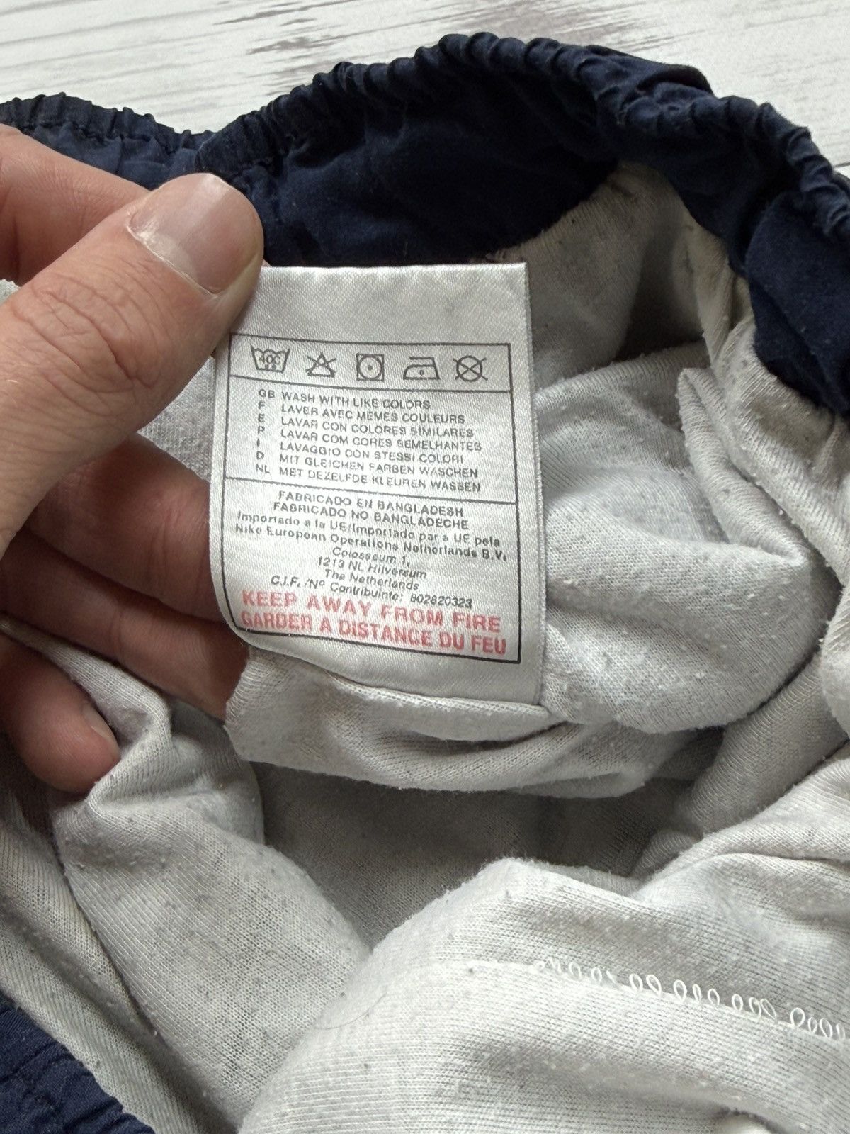Nike Nike Nylon Vintage Baggy Track Pants Swoosh Drill Y2K Size US 38 / EU 54 - 8 Thumbnail