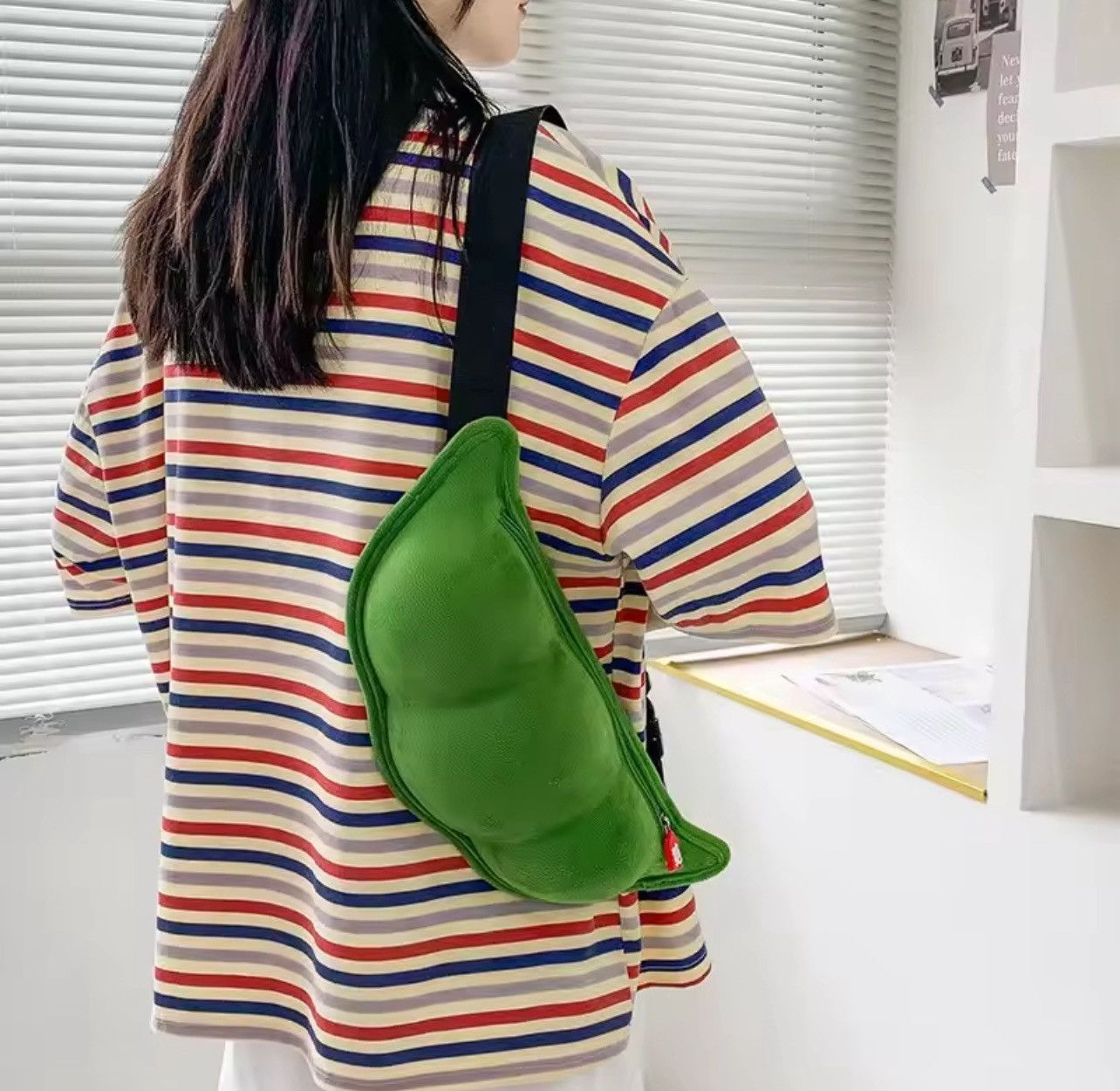 Vintage Bag Plush Pea Shoulder Bag Size ONE SIZE - 2 Thumbnail
