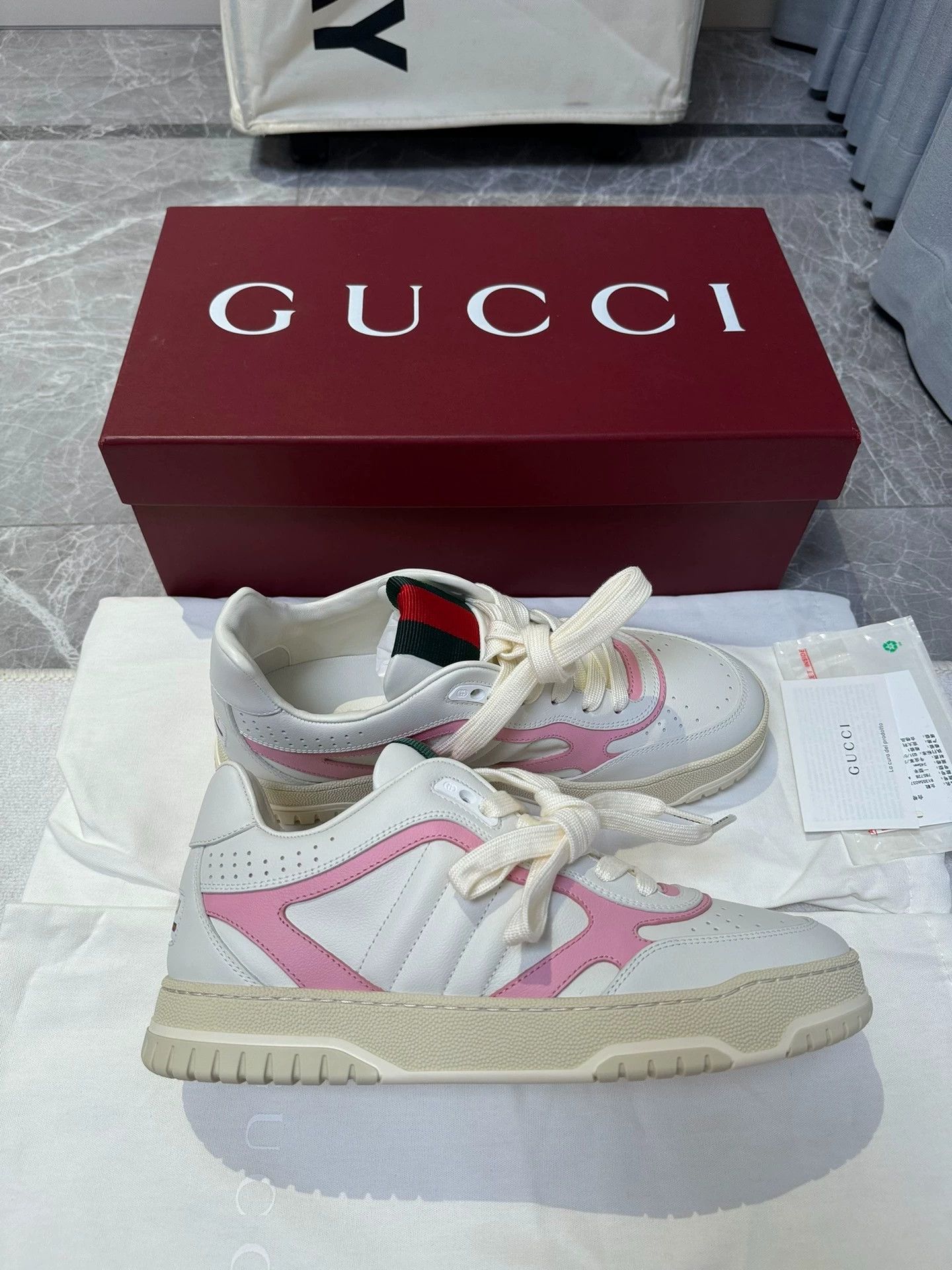 Gucci Gucci Women's Reweb color block white pink sneakers 39 Size US 8.5 / IT 38.5 - 3 Thumbnail