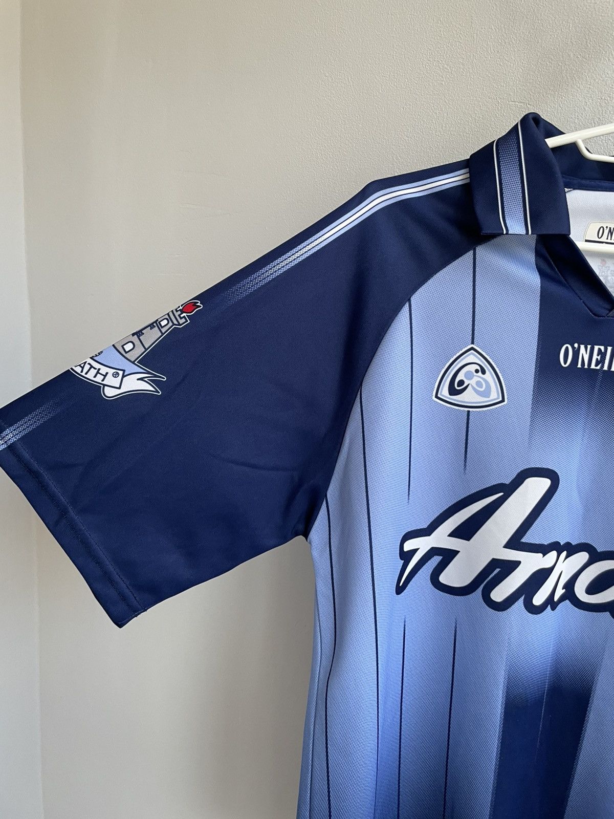 Vintage Ath Dublin GAA 2004 2005 2006 Soccer Jersey Football Shirt Size US S / EU 44-46 / 1 - 3 Thumbnail