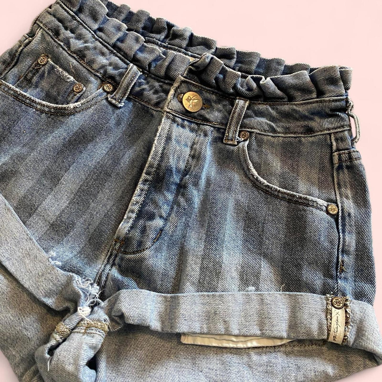 Other One teaspoon Mid-waisted, light-washed blue denim shorts Size 42" / US 20 - 2 Thumbnail