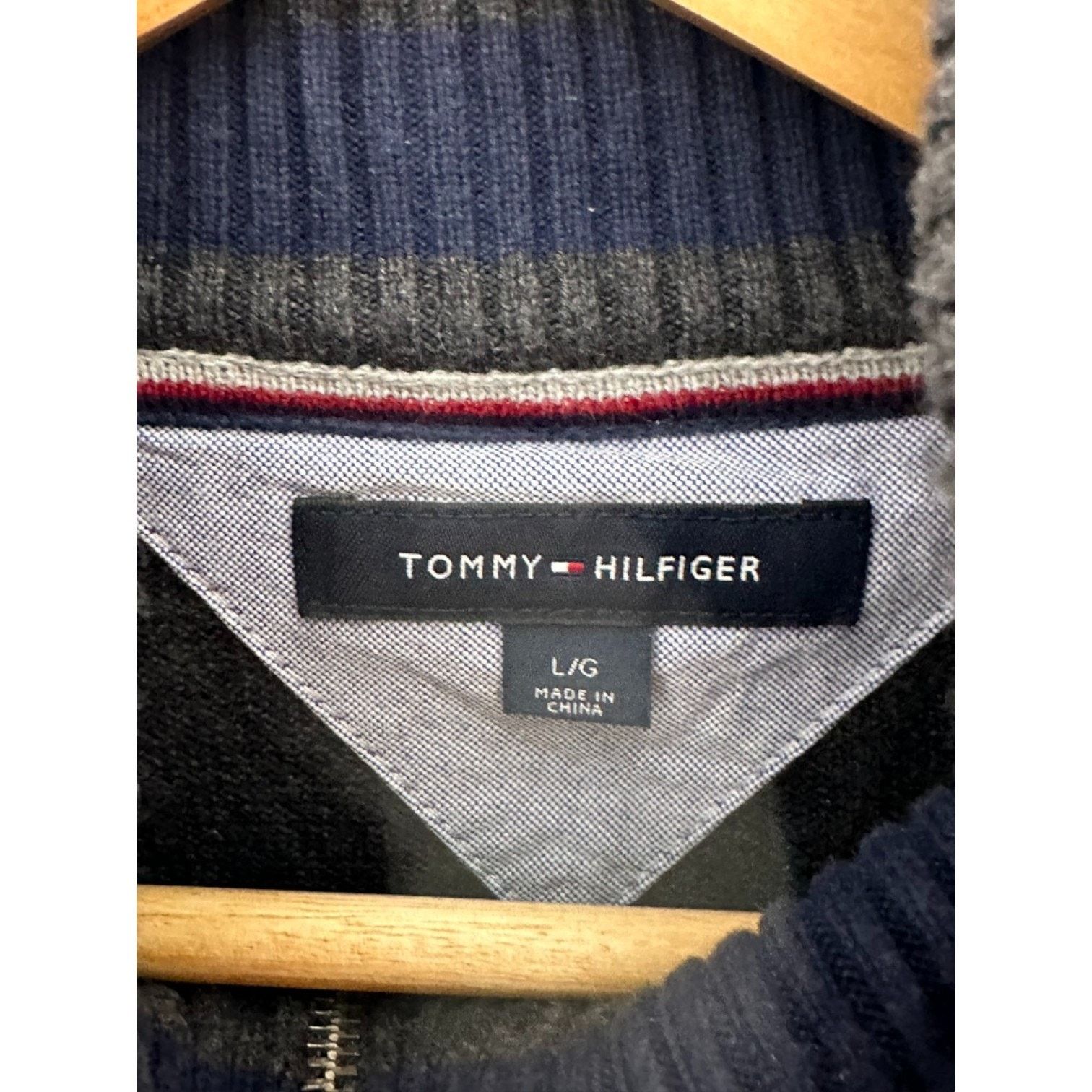 Tommy Hilfiger Tommy Hilfiger Gray 1/4 Zip Pullover Sweater Men's L Size US L / EU 52-54 / 3 - 6 Thumbnail