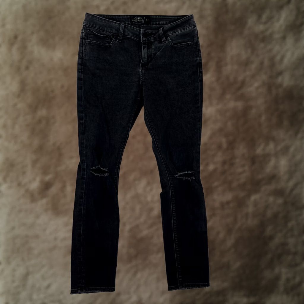 Lucky Brand Lucky Brand Skinny Lolita Jeans - Womens 6/28R Black Dark Wash Denim Distressed Low Rise Slim Size 28" / US 6 / IT 42 - 1 Thumbnail