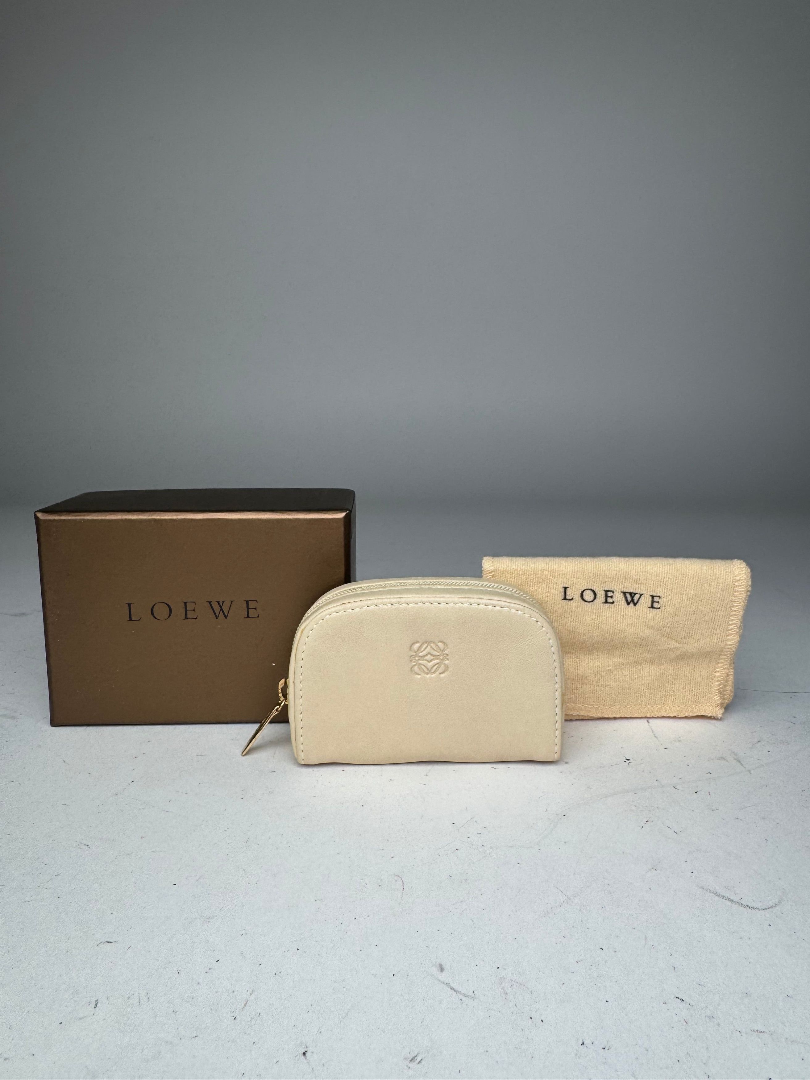 Loewe Vintage Madrid Mini Bag White Size ONE SIZE - 1 Thumbnail