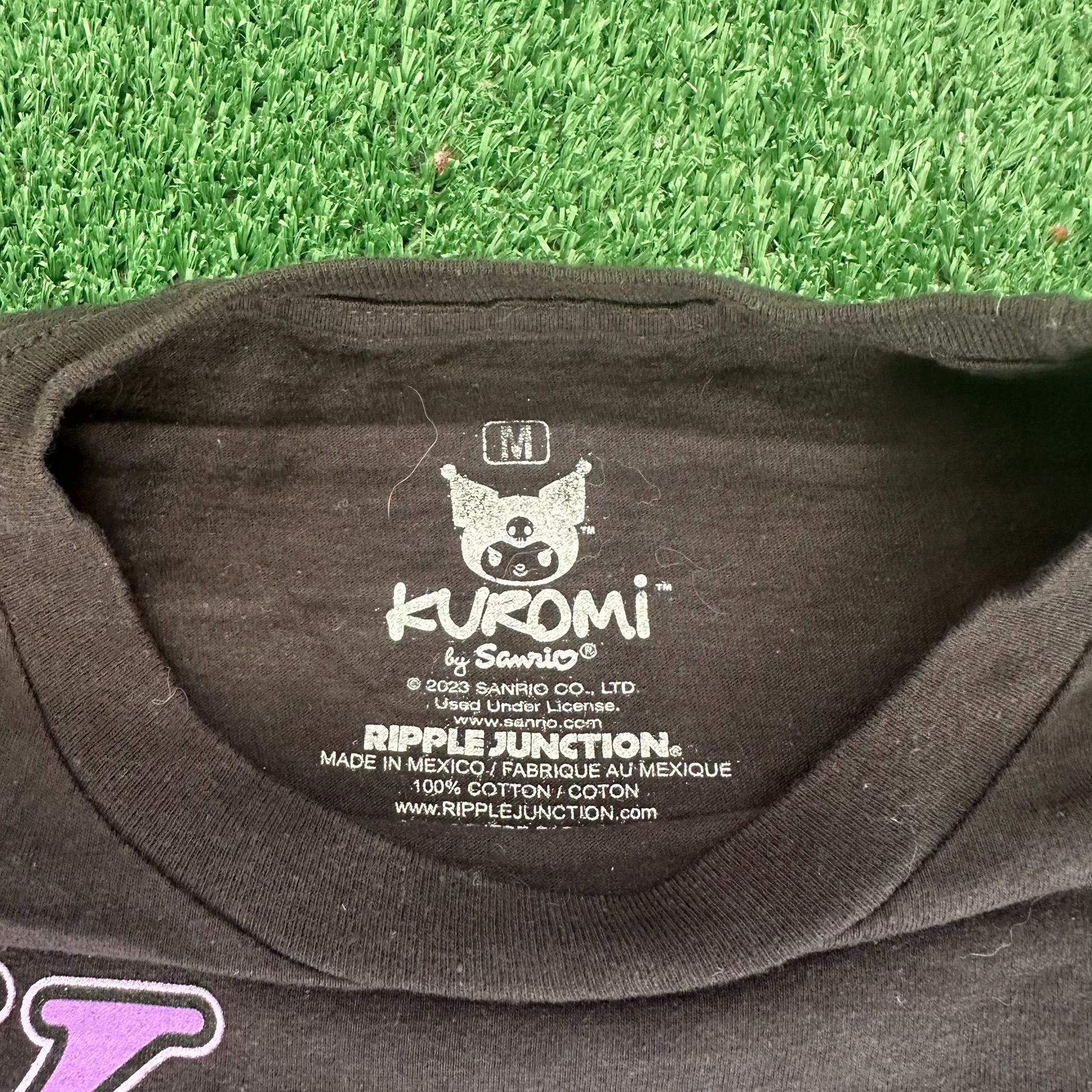 Japanese Brand Vintage Sanrio Kuromi Heart T-Shirt Cute Goth Emo Y2K Tee Size US M / EU 48-50 / 2 - 4 Thumbnail