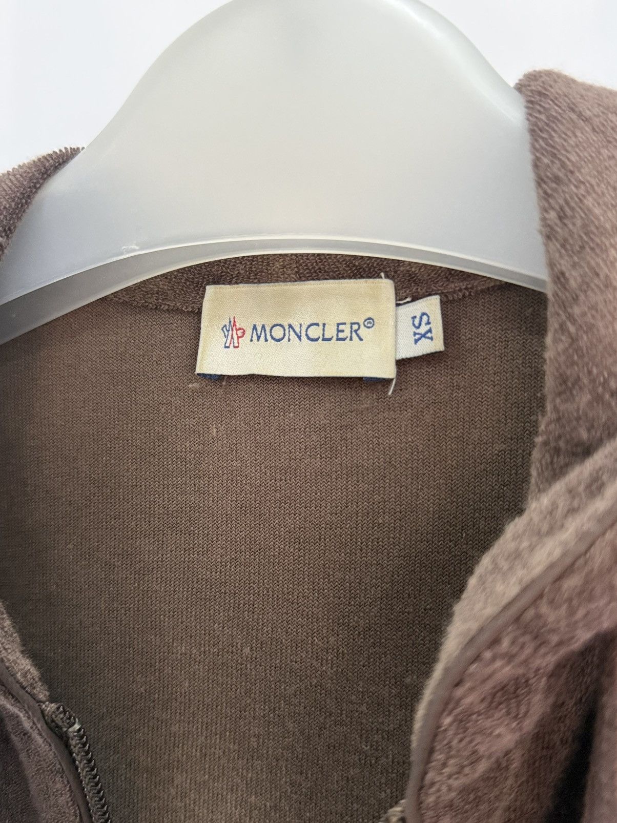 Moncler 🔥 Short Sleeves MONCLER Skiwear Velour Sweat Hoodie - XS Size XS / US 0-2 / IT 36-38 - 10 Thumbnail