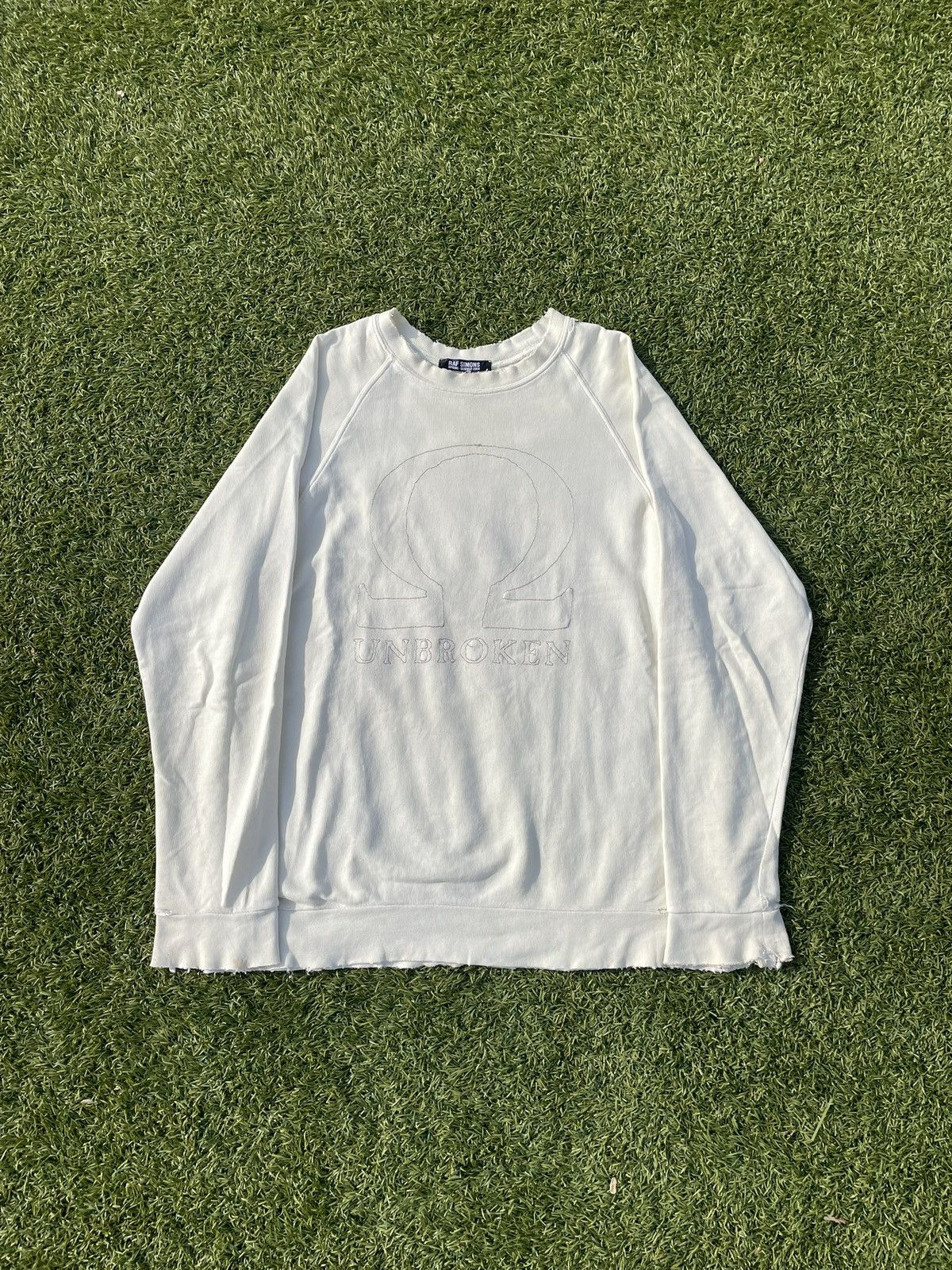 Raf Simons SS04 May The Circles Be Unbroken - Raf Simon Raglan Sweater Size US M / EU 48-50 / 2 - 1 Thumbnail