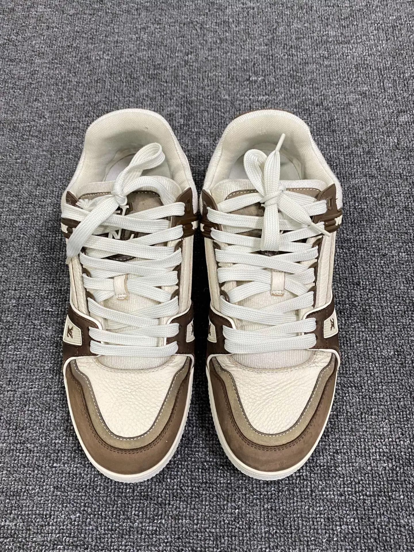 Louis Vuitton LV Mocha 98 New Trainer 40.5 Size US 7.5 / EU 40-41 - 2 Thumbnail