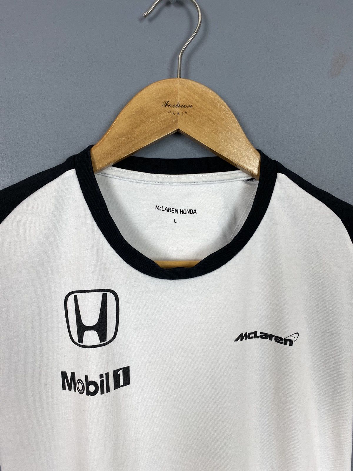 Malcolm McLaren Button Honda McLaren F1 Racing T-Shirt Mobil 1 women Size L Size L / US 10 / IT 46 - 2 Thumbnail