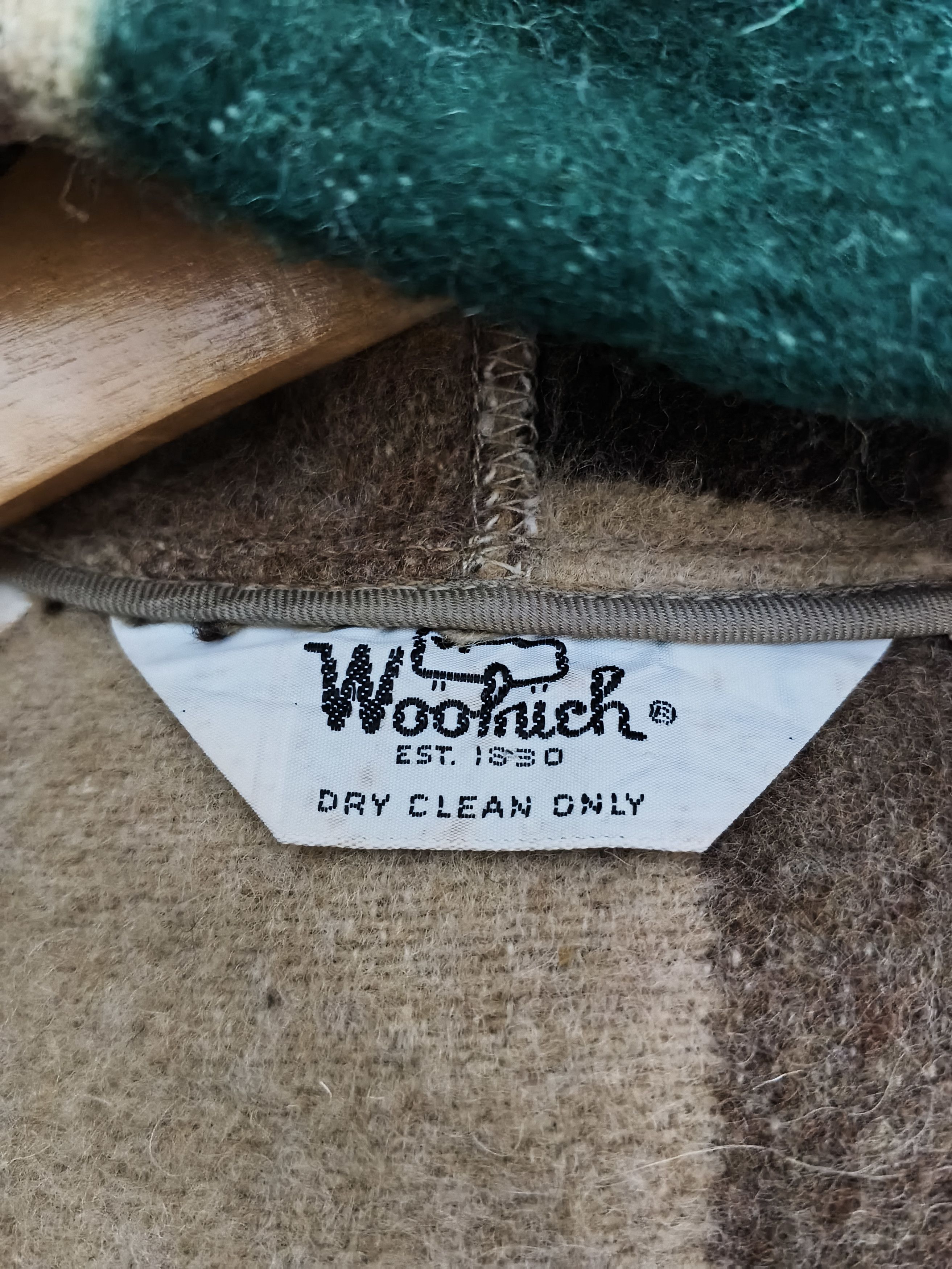 Woolrich Woolen Mills Vintage Woolrich 70s Hooded Wool Plaid Jacket Size US XL / EU 56 / 4 - 6 Thumbnail