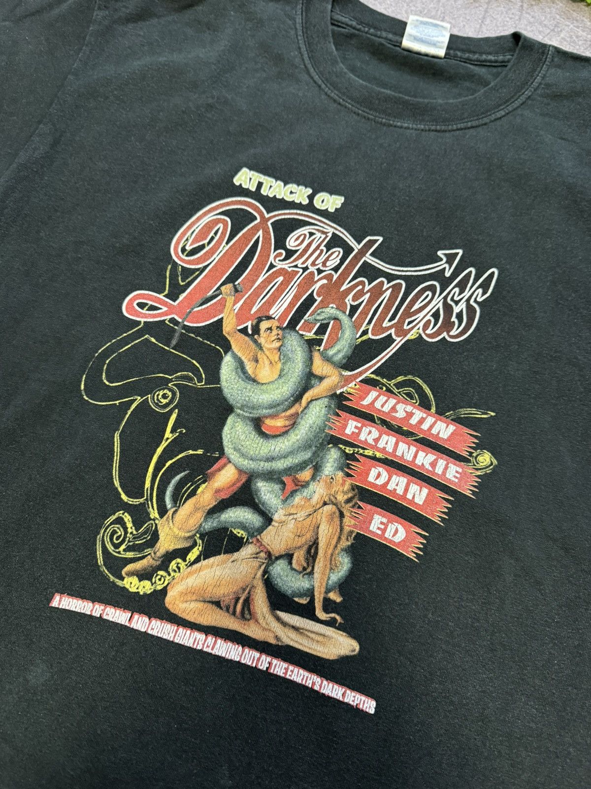 Band Tees × Vintage Vintage The Darkness A horror of crawl T shirt Y2K Size US L / EU 52-54 / 3 - 6 Thumbnail