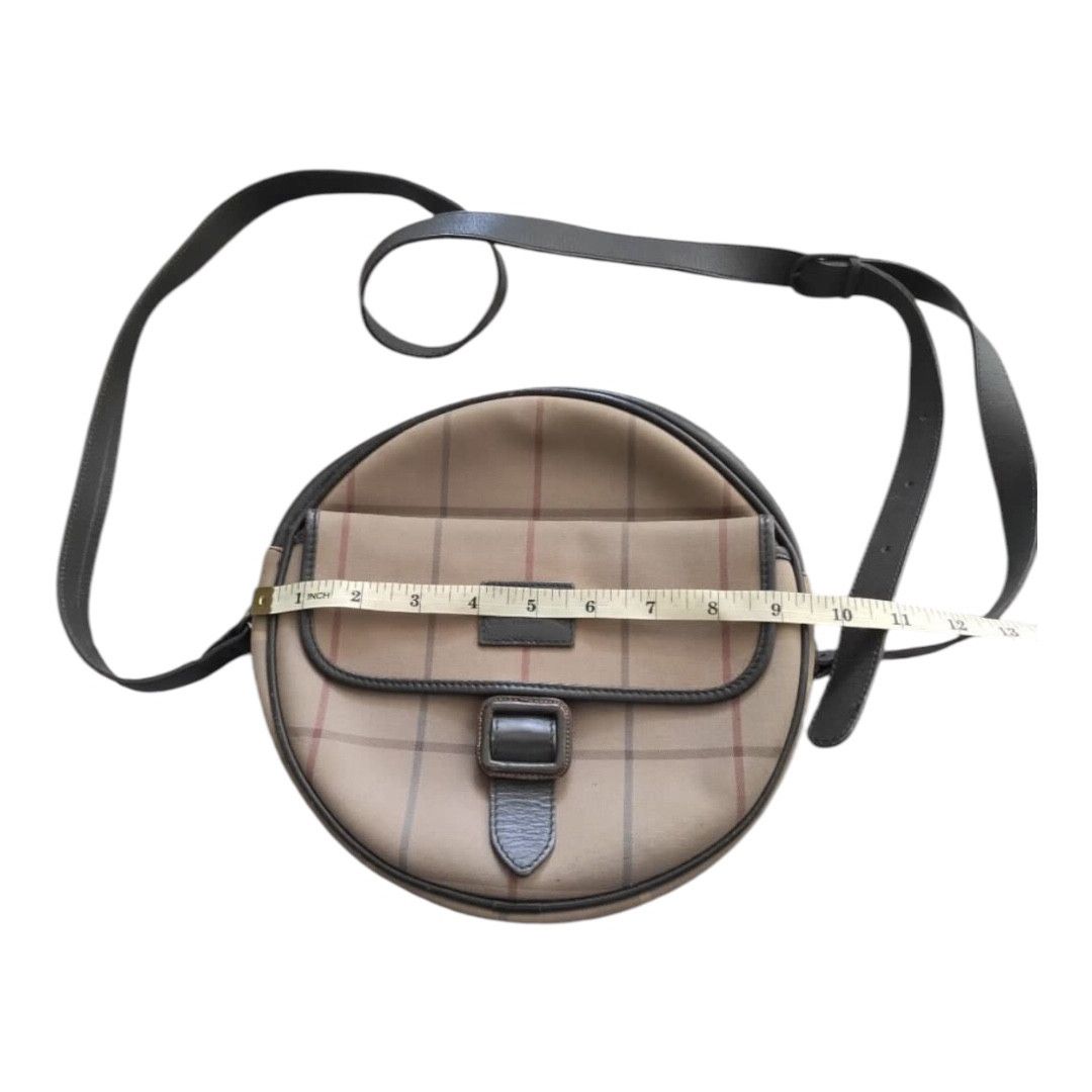Burberry × Vintage Rare Vintage Burberry Roundbag Size ONE SIZE - 8 Thumbnail