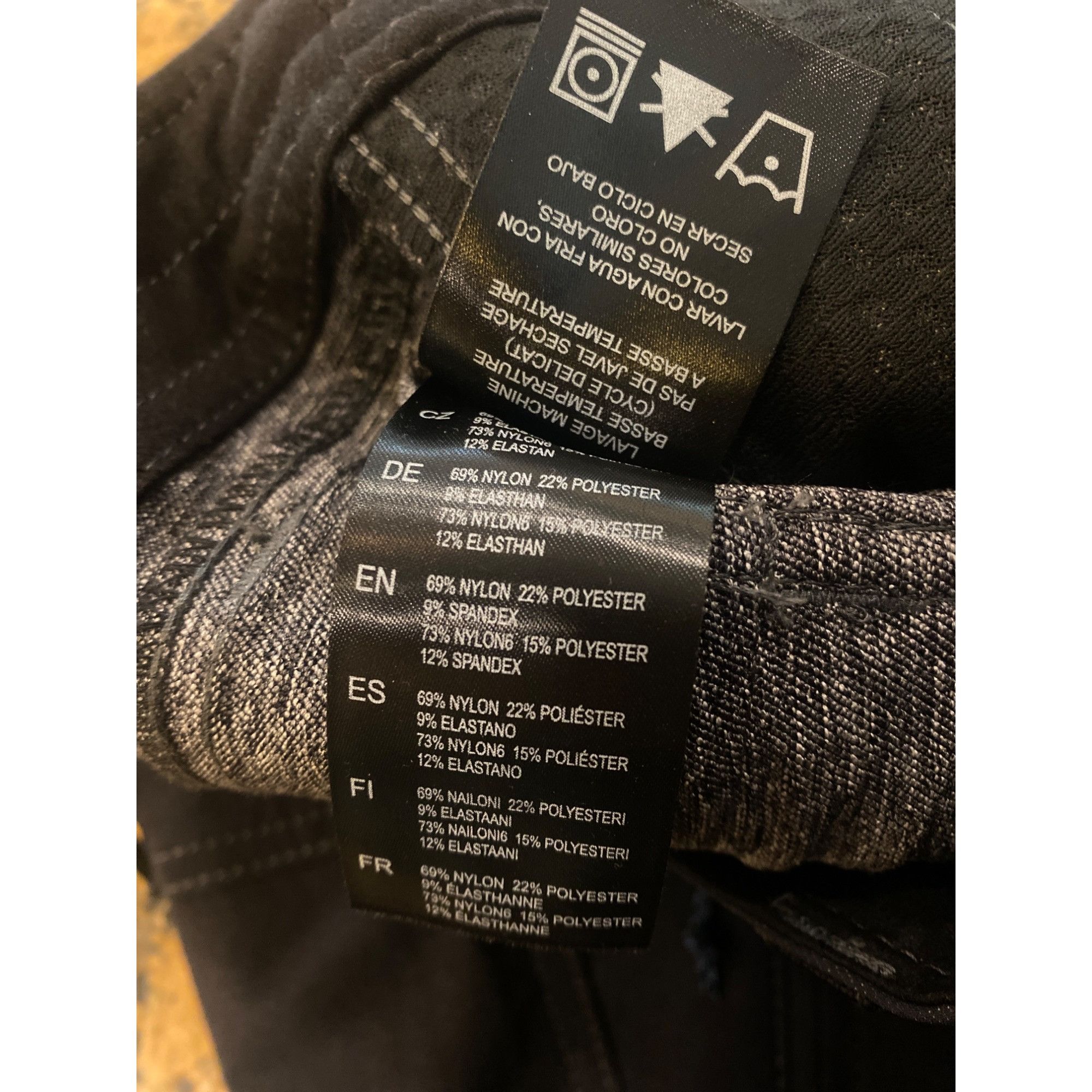 Kuhl NWT Kuhl Klash Softshell Pants Size 12 Short Black MSRP$139 Size 30" / US 8 / IT 44 - 9 Thumbnail