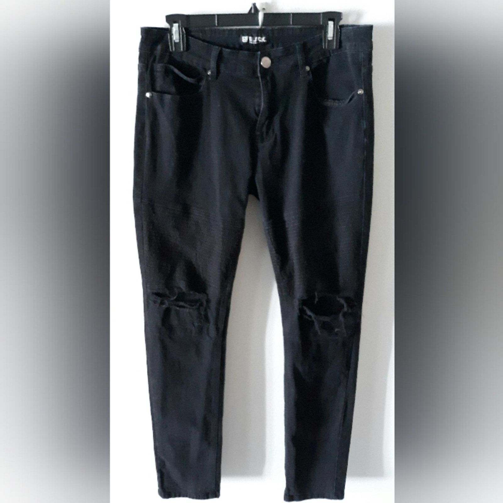 Other CJ Black Knee Hole Skinny Jeans 32 Size US 32 / EU 48 - 1 Thumbnail