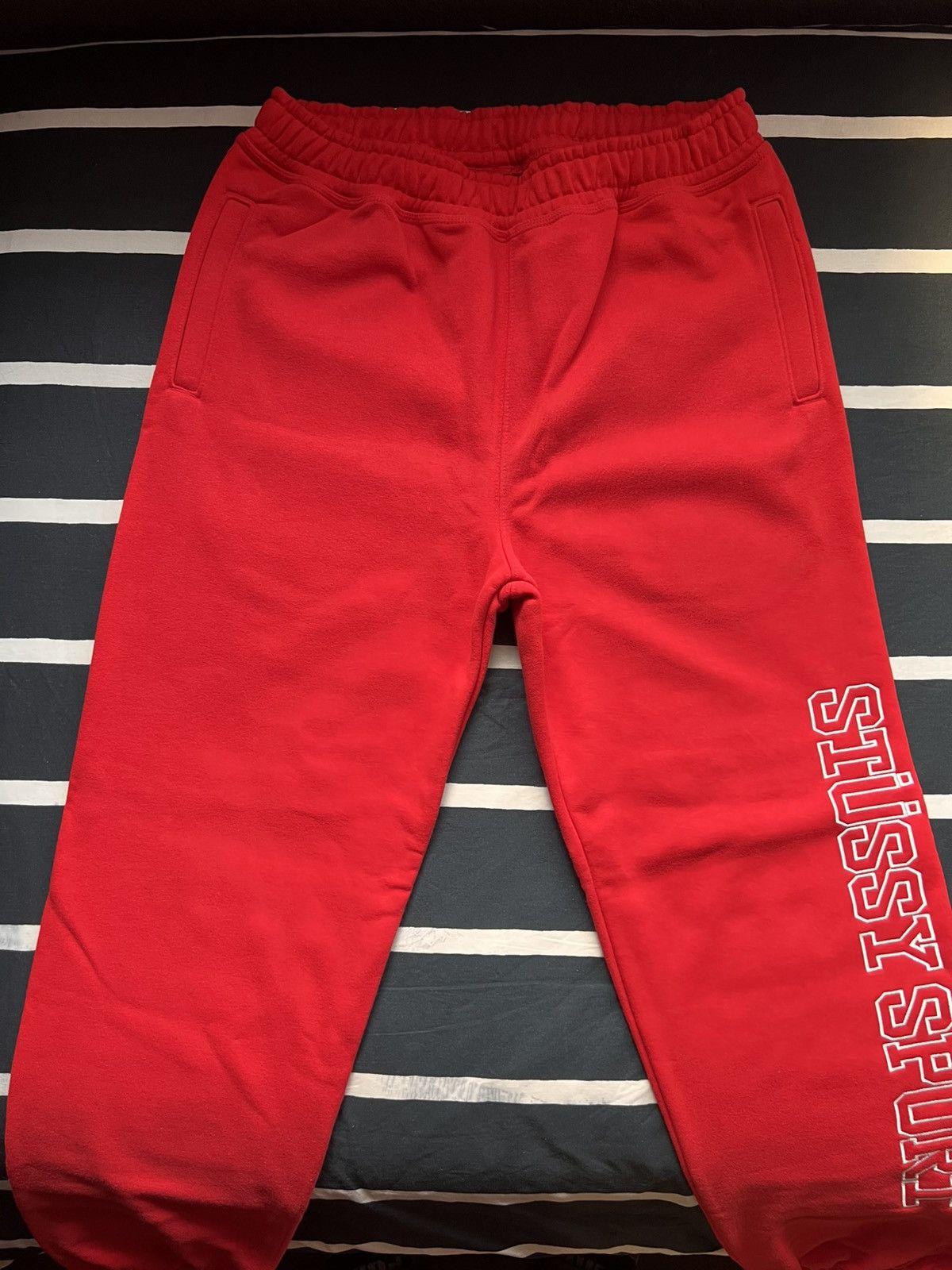 Stussy Stussy Sport Appliqué Sweatpant Medium Red LIKE NEW Size US 32 / EU 48 - 1 Thumbnail