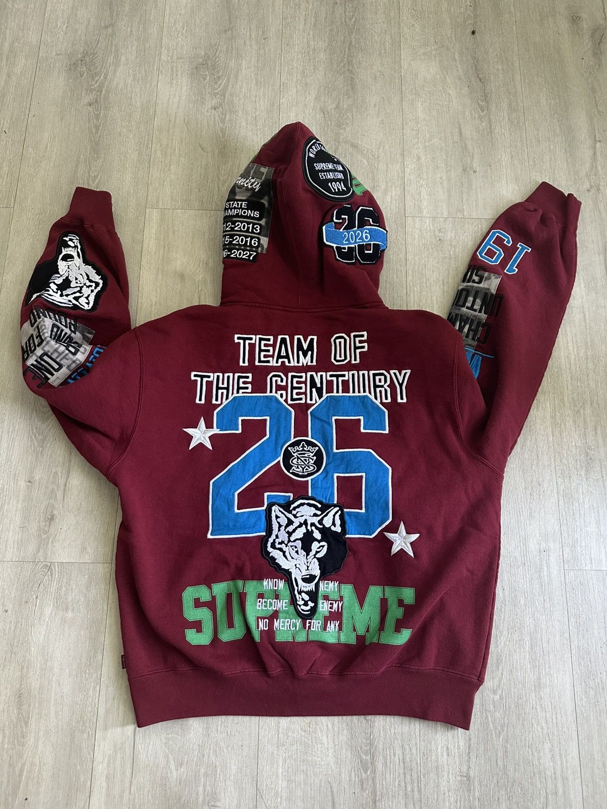Supreme Supreme Warriors Applique Hooded Zip Up Sweatshirt CARDINAL Size US M / EU 48-50 / 2 - 12 Thumbnail
