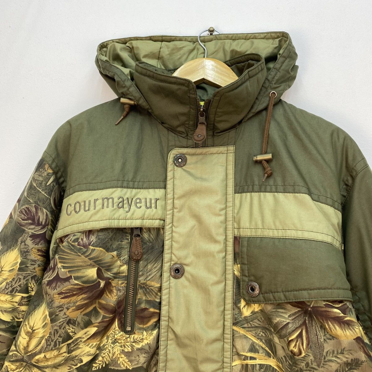 Vintage 💥Vintage 90's Courmayeur hooded ski jacket Floral Size US M / EU 48-50 / 2 - 3 Thumbnail