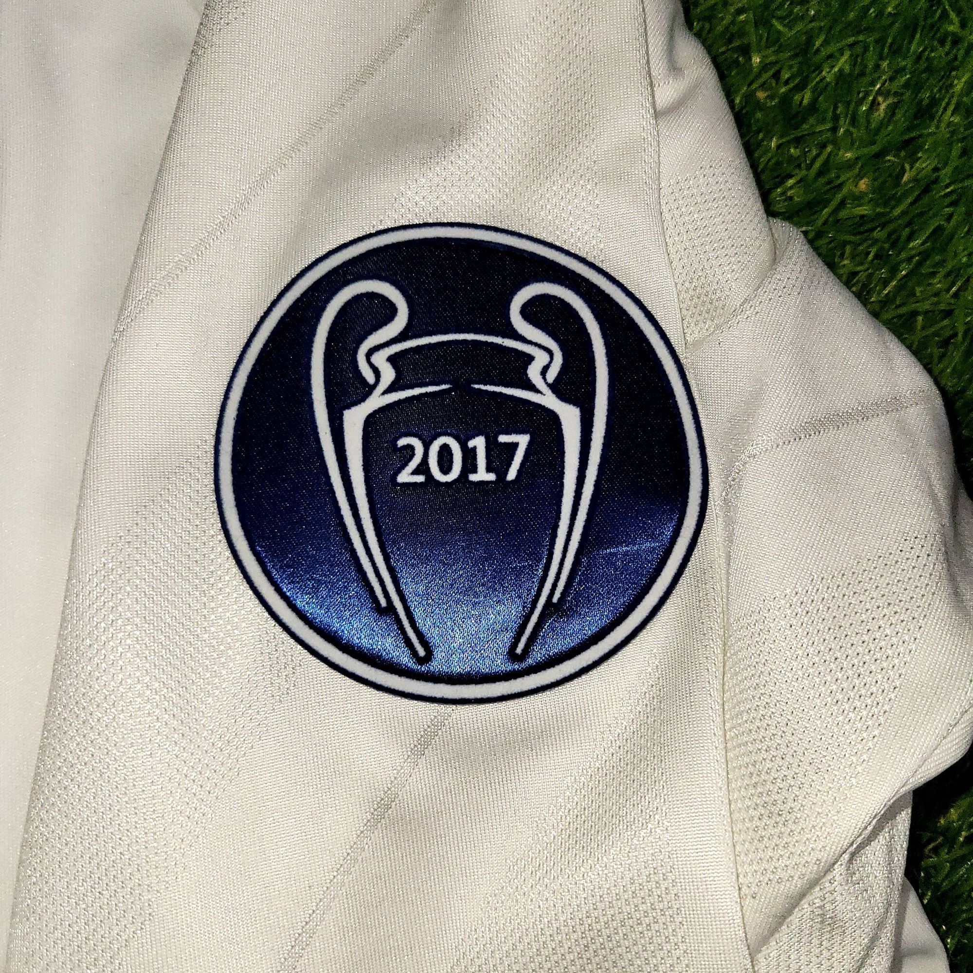 Adidas Ronaldo Real Madrid 2017 2018 LAST GAME Soccer Jersey XL Size US XL / EU 56 / 4 - 5 Thumbnail