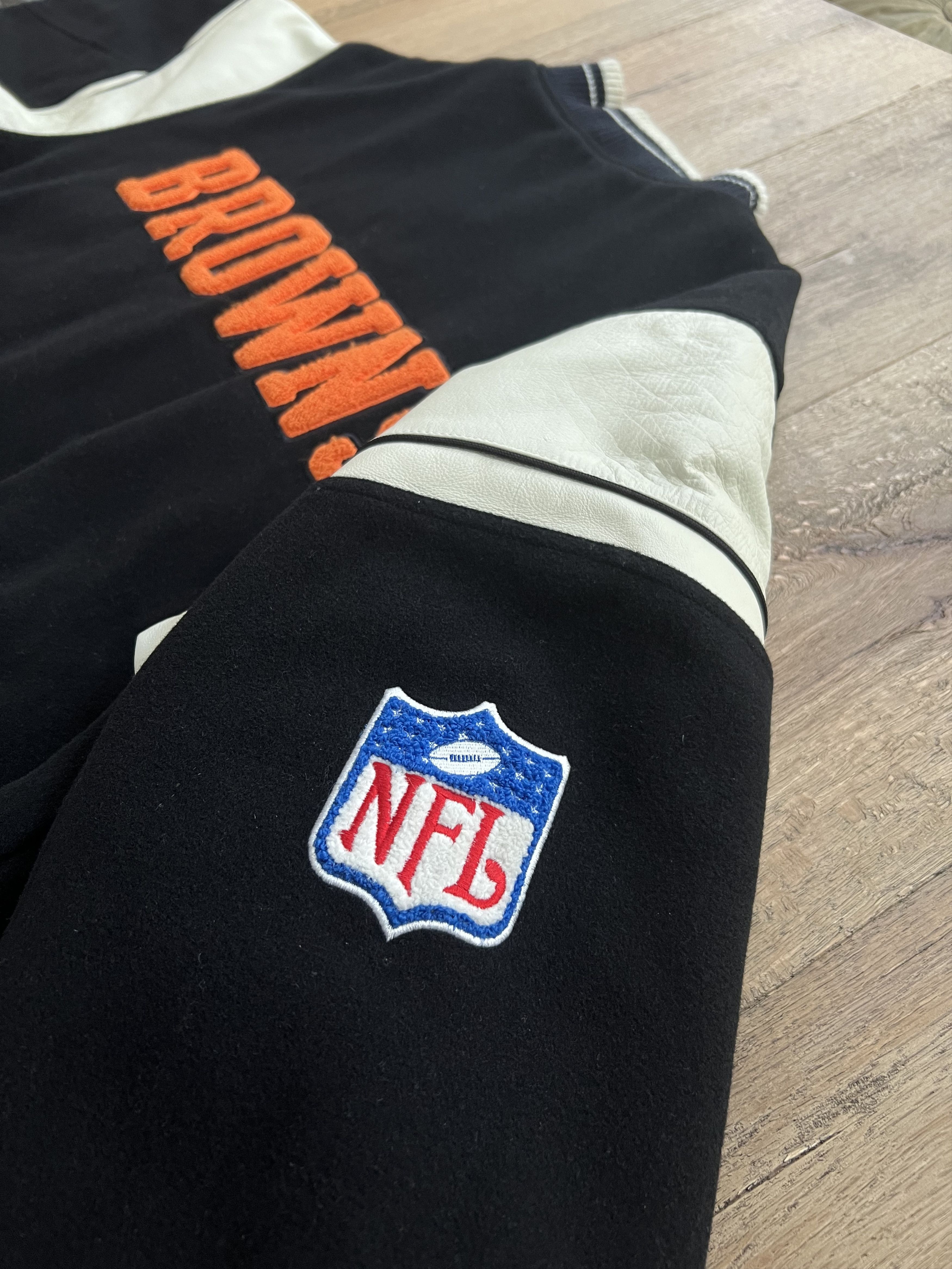 NFL NFL X Reebok Cleveland Browns Y2K Jacket Sz L Size US L / EU 52-54 / 3 - 5 Thumbnail