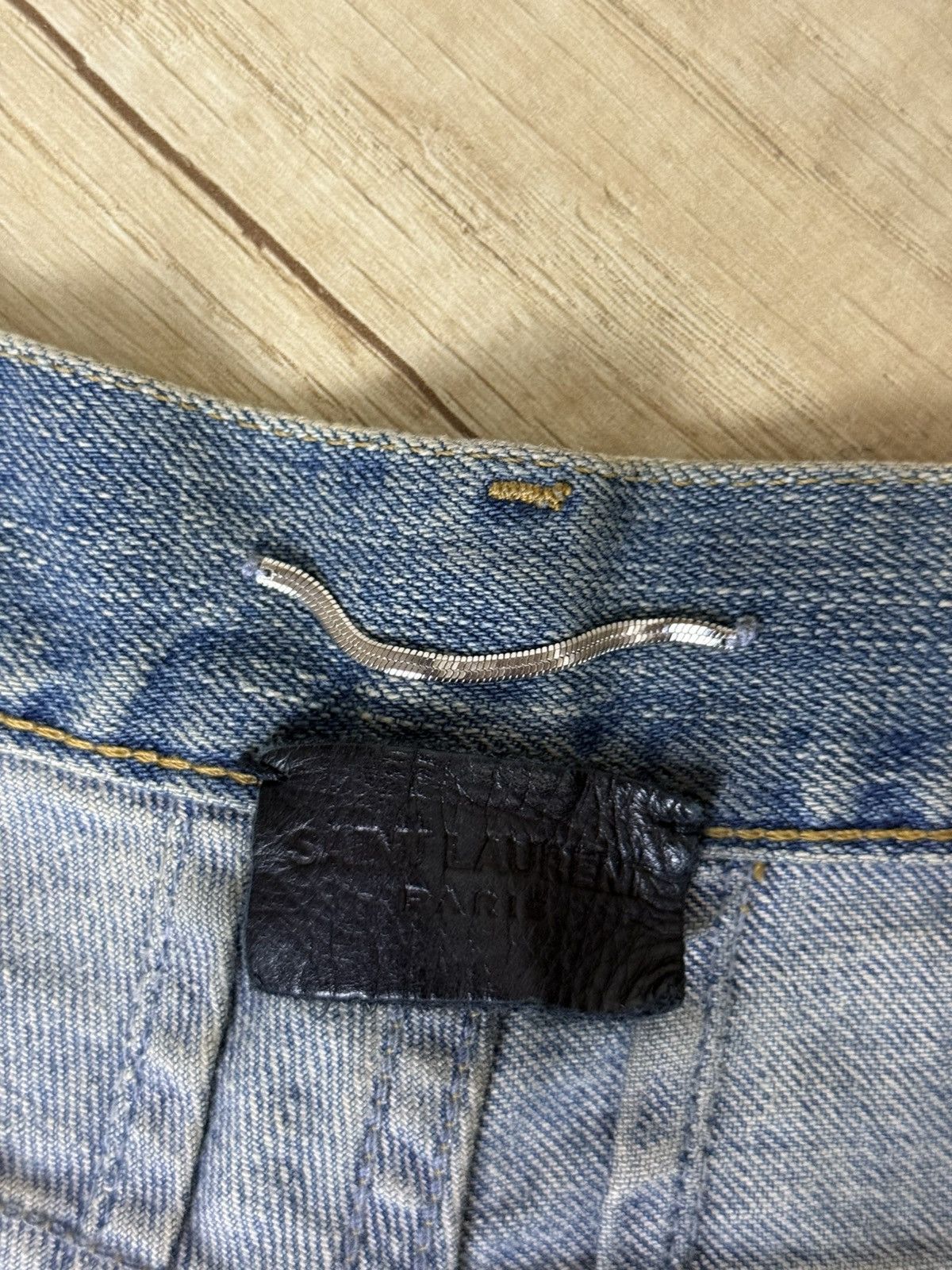 Saint Laurent Paris Saint Laurent Paris Distressed Light Wash Denim Jeans Size36 Size US 36 / EU 52 - 4 Thumbnail