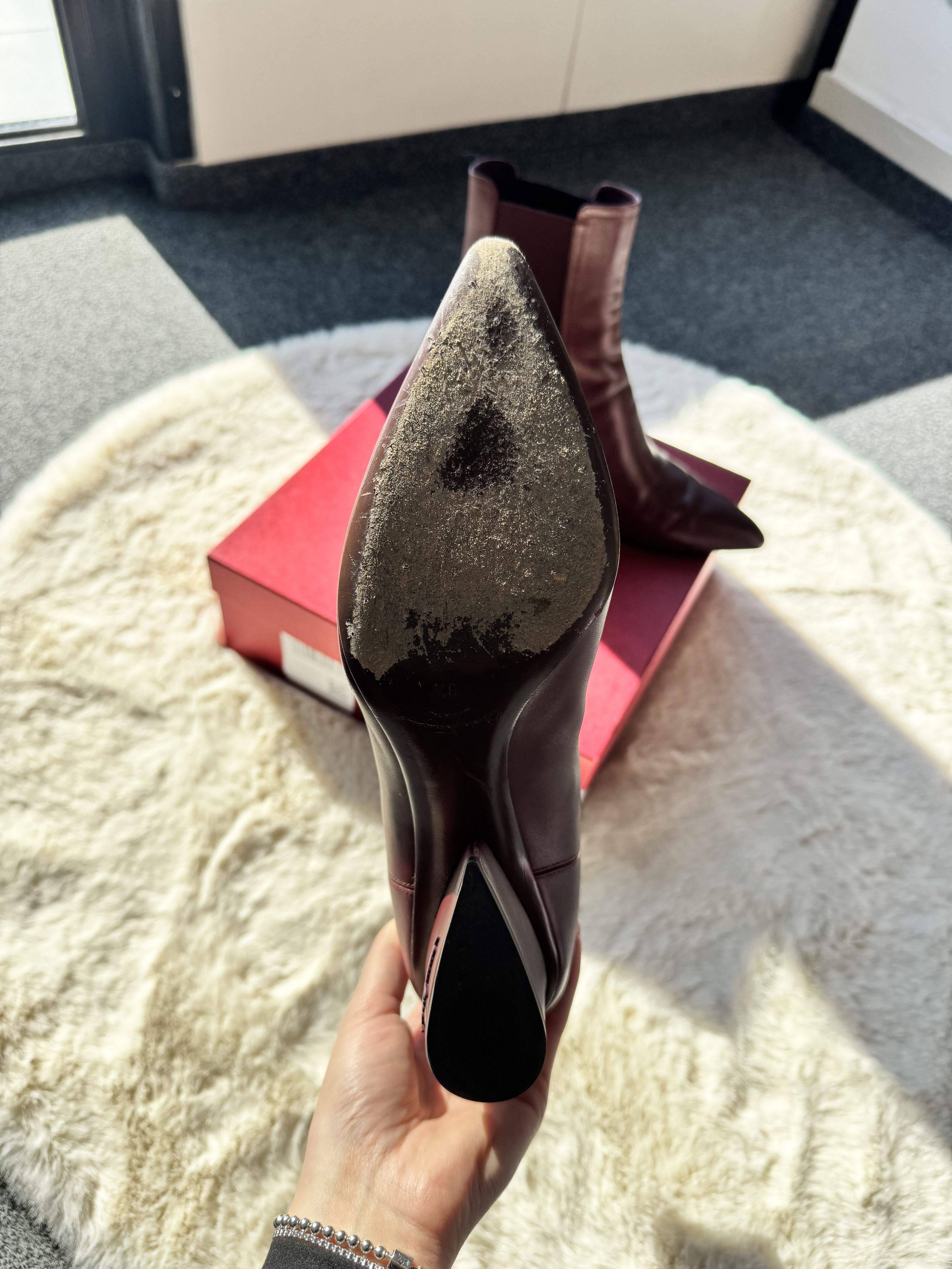 Salvatore Ferragamo Salvatore Ferragamo Velta 55 - burgundy leather ankle boots Size US 9.5 / IT 39.5 - 9 Thumbnail